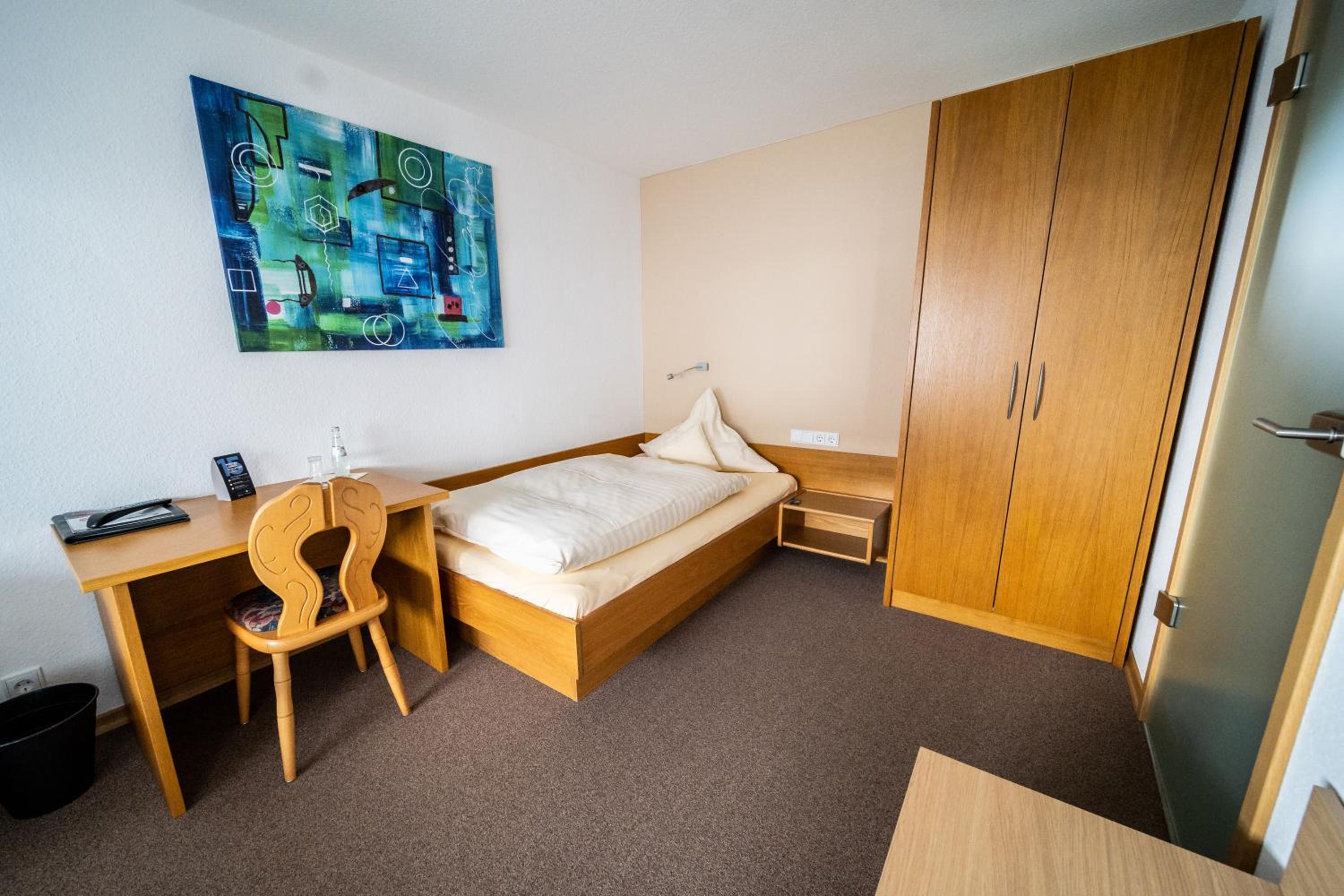 Standard Single Room