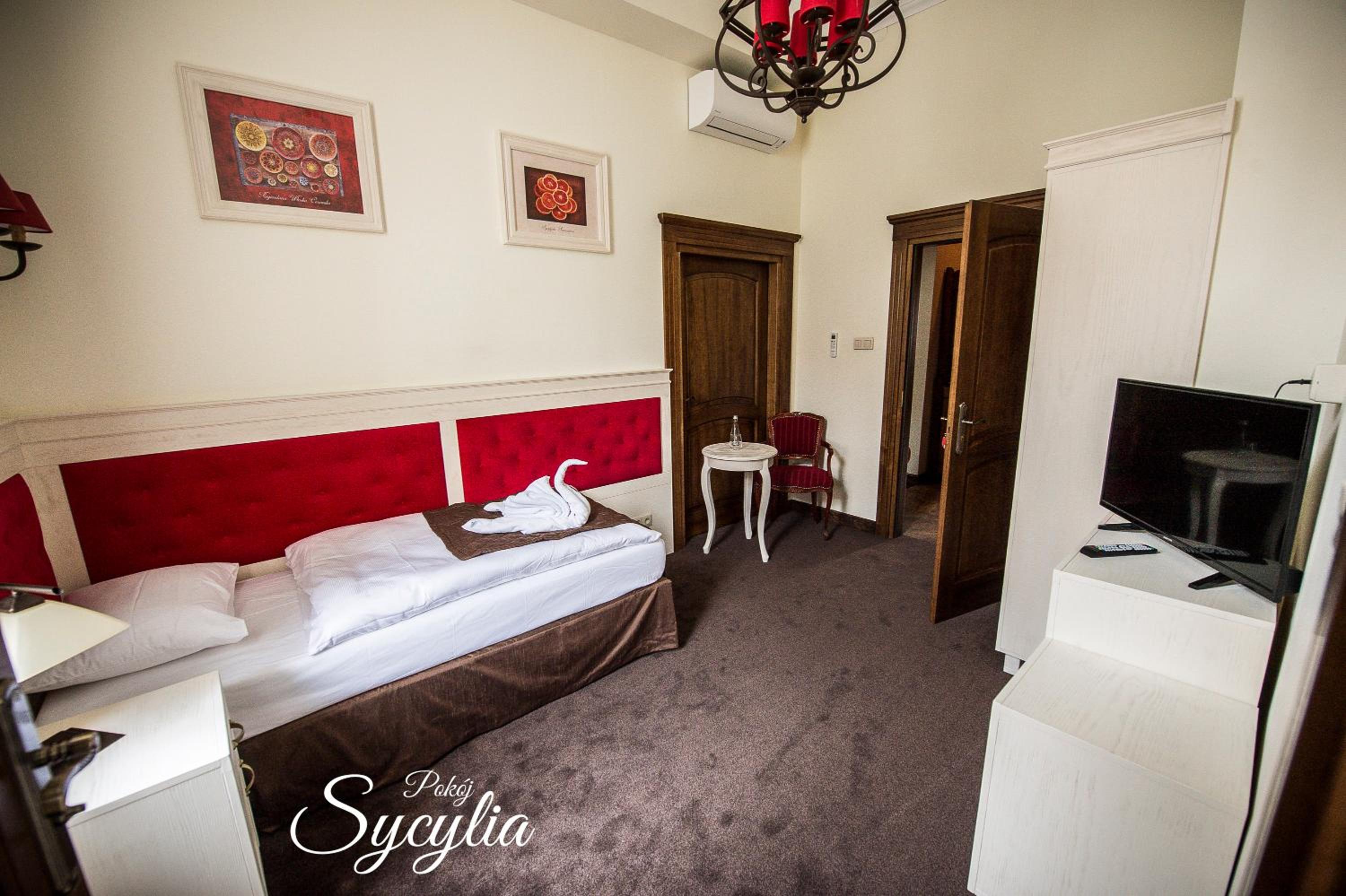 Large Single Room