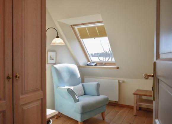 Single Room with Shared Shower and Toilet