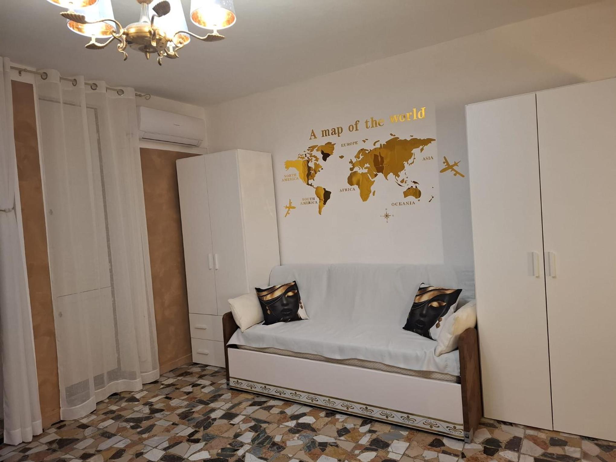 Triple Room with Private Bathroom photo 2