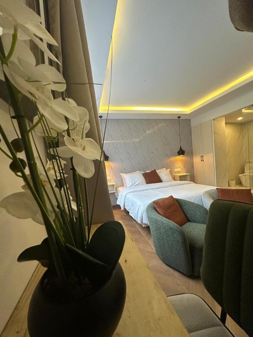 Suite with Garden View photo 2