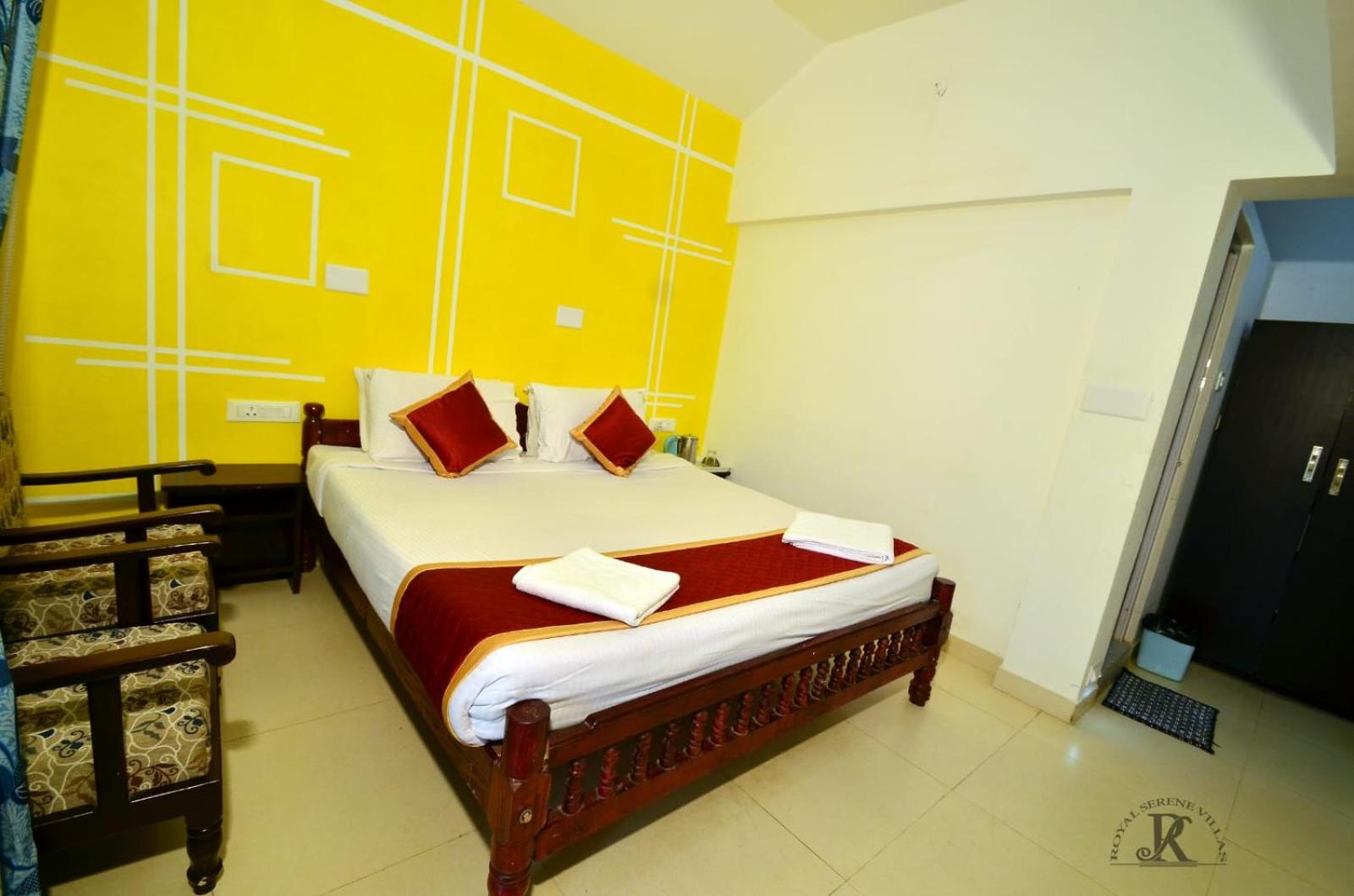 Small Double Room photo 2