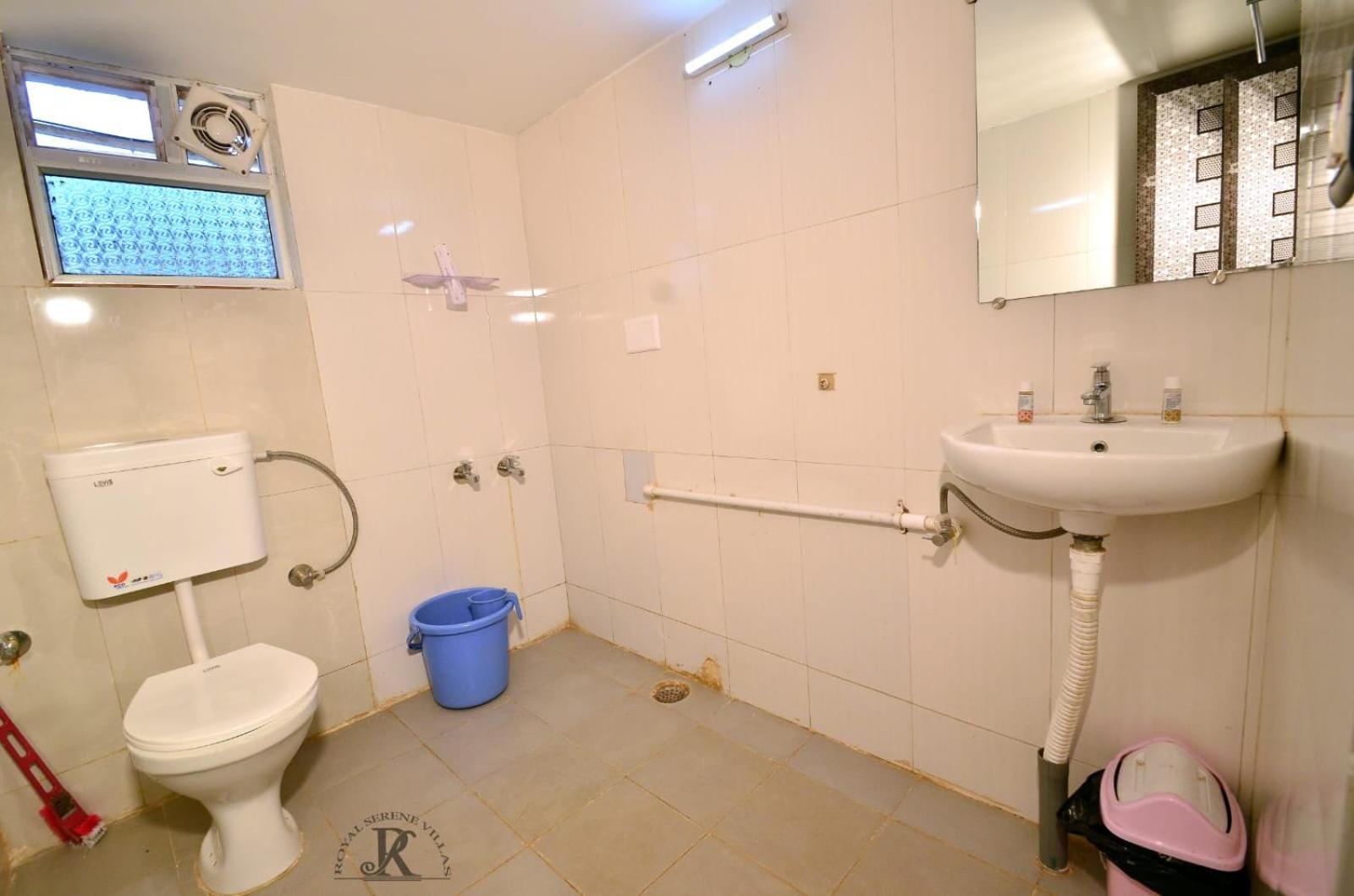 Small Double Room photo 3