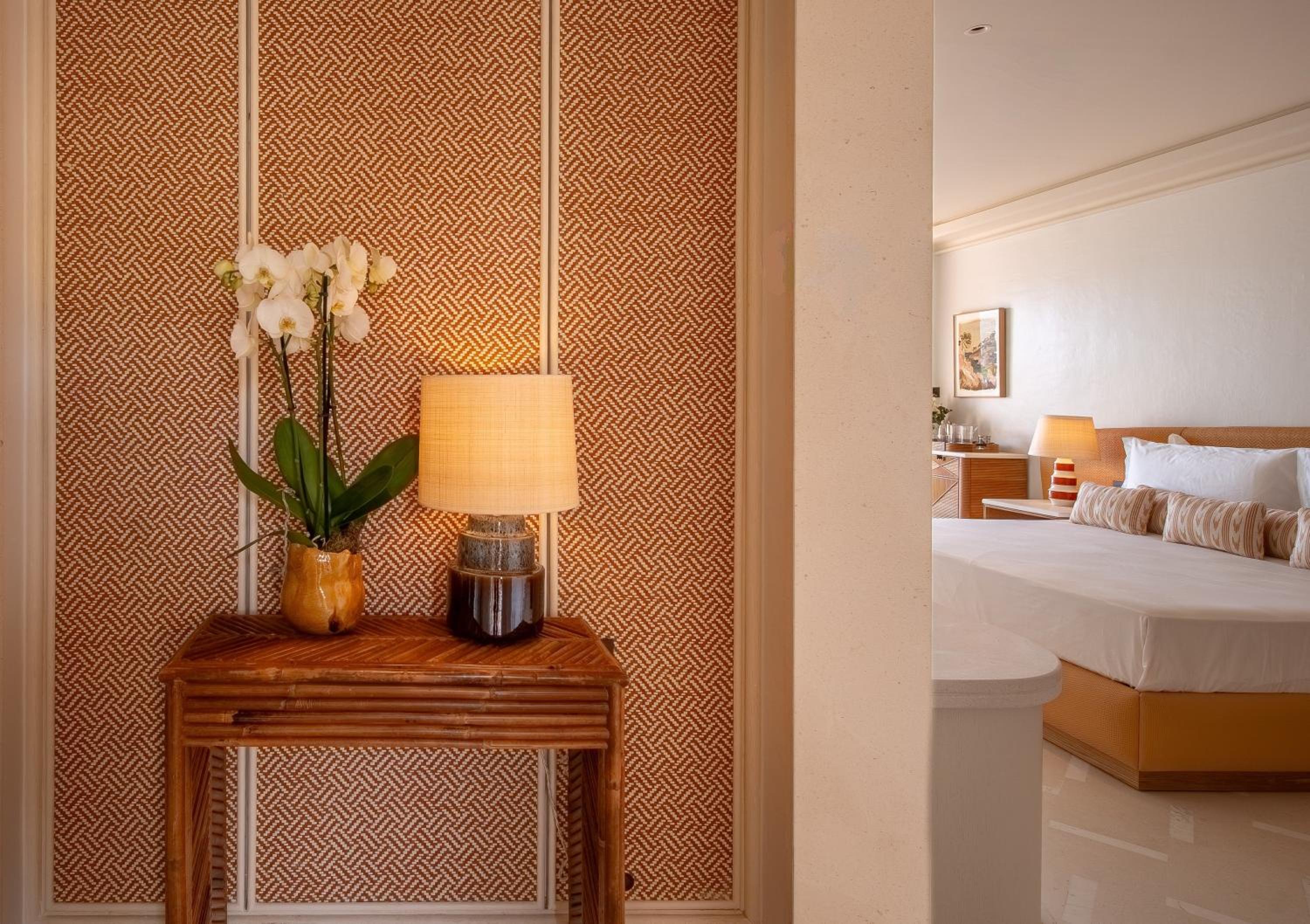 Mandarin Sea View Room