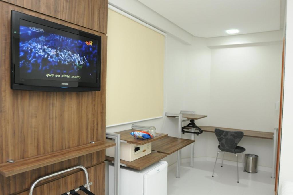 Standard Family Room photo 2