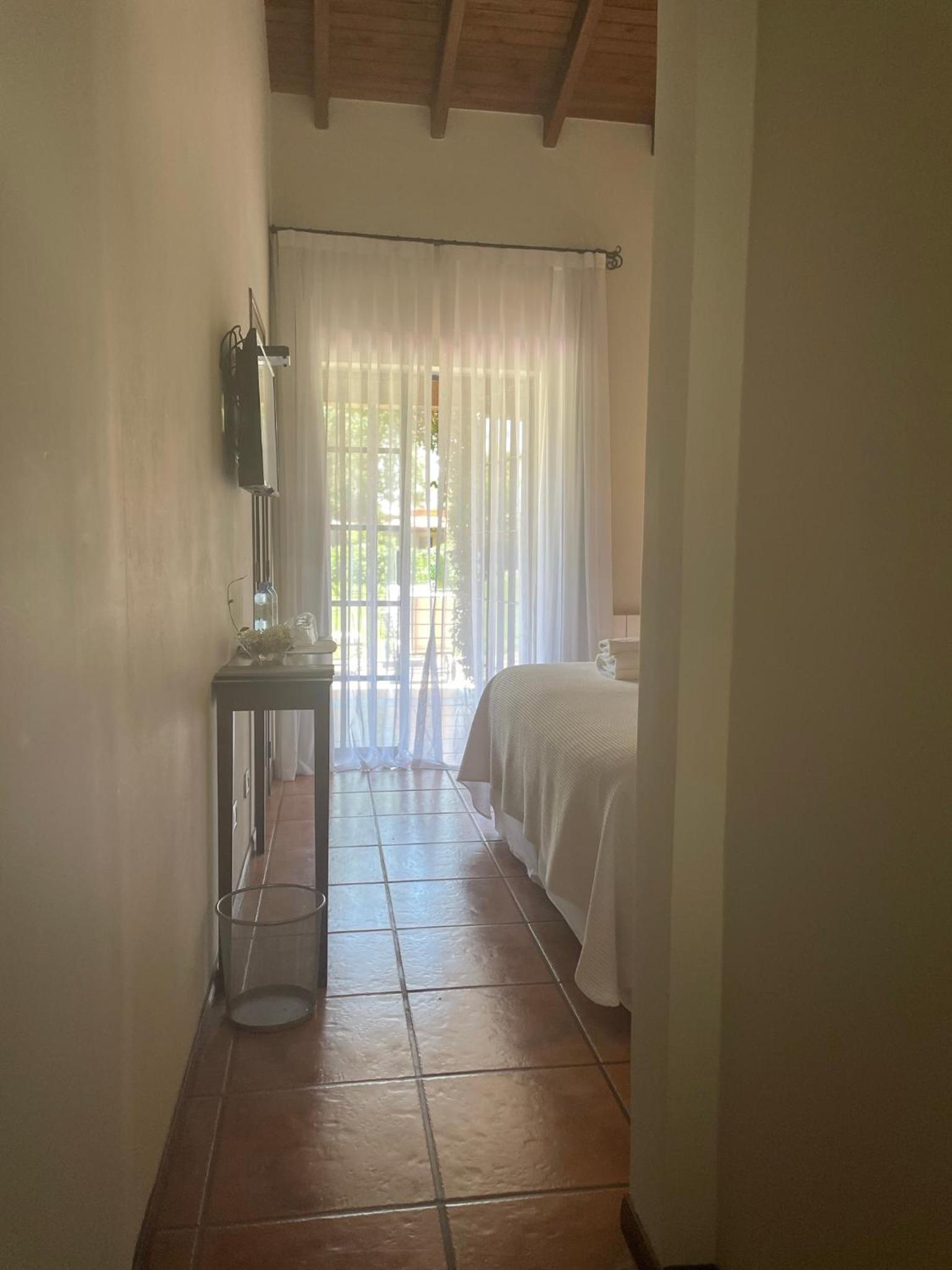 Small Double Room photo 1