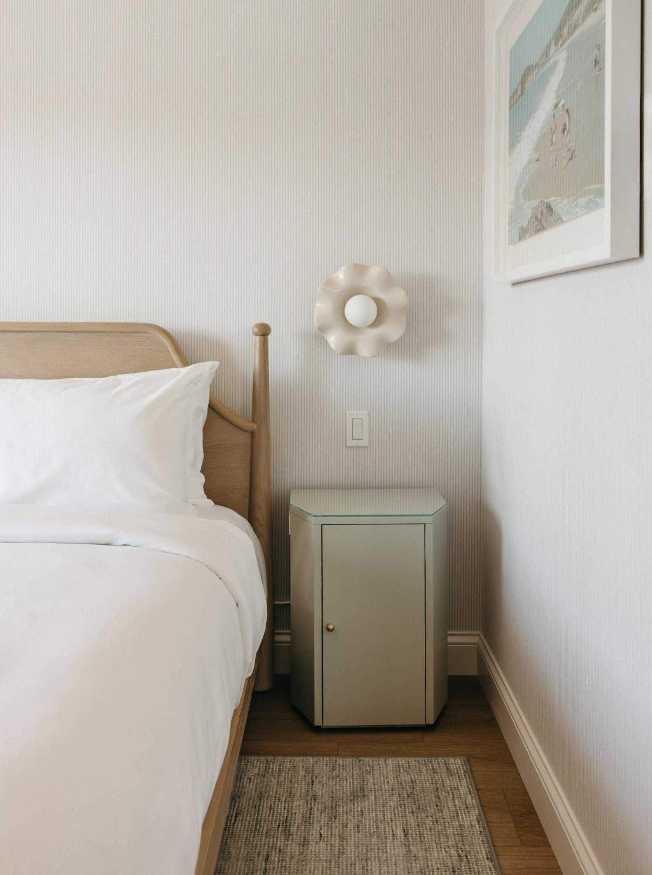 King Room with Roll-In Shower - Disability Access