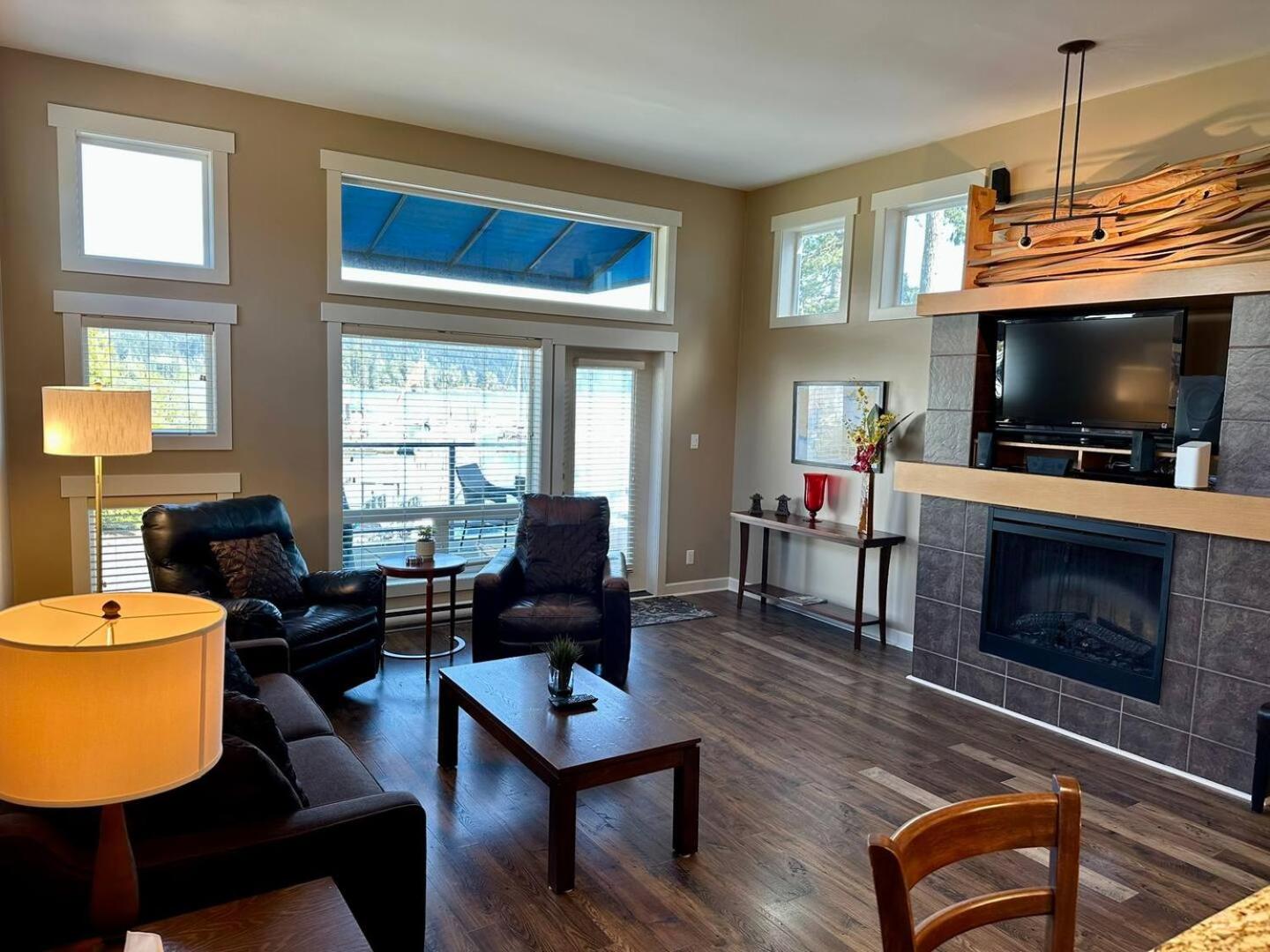 One-Bedroom House photo 3