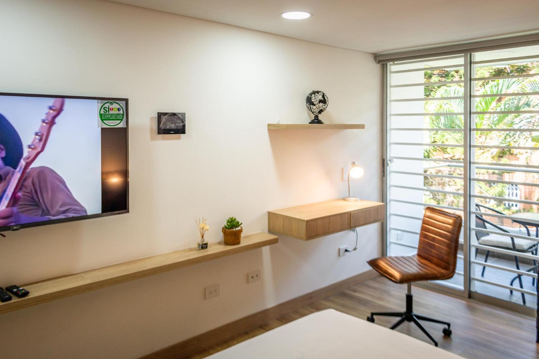 Standard Twin Room with Garden View
