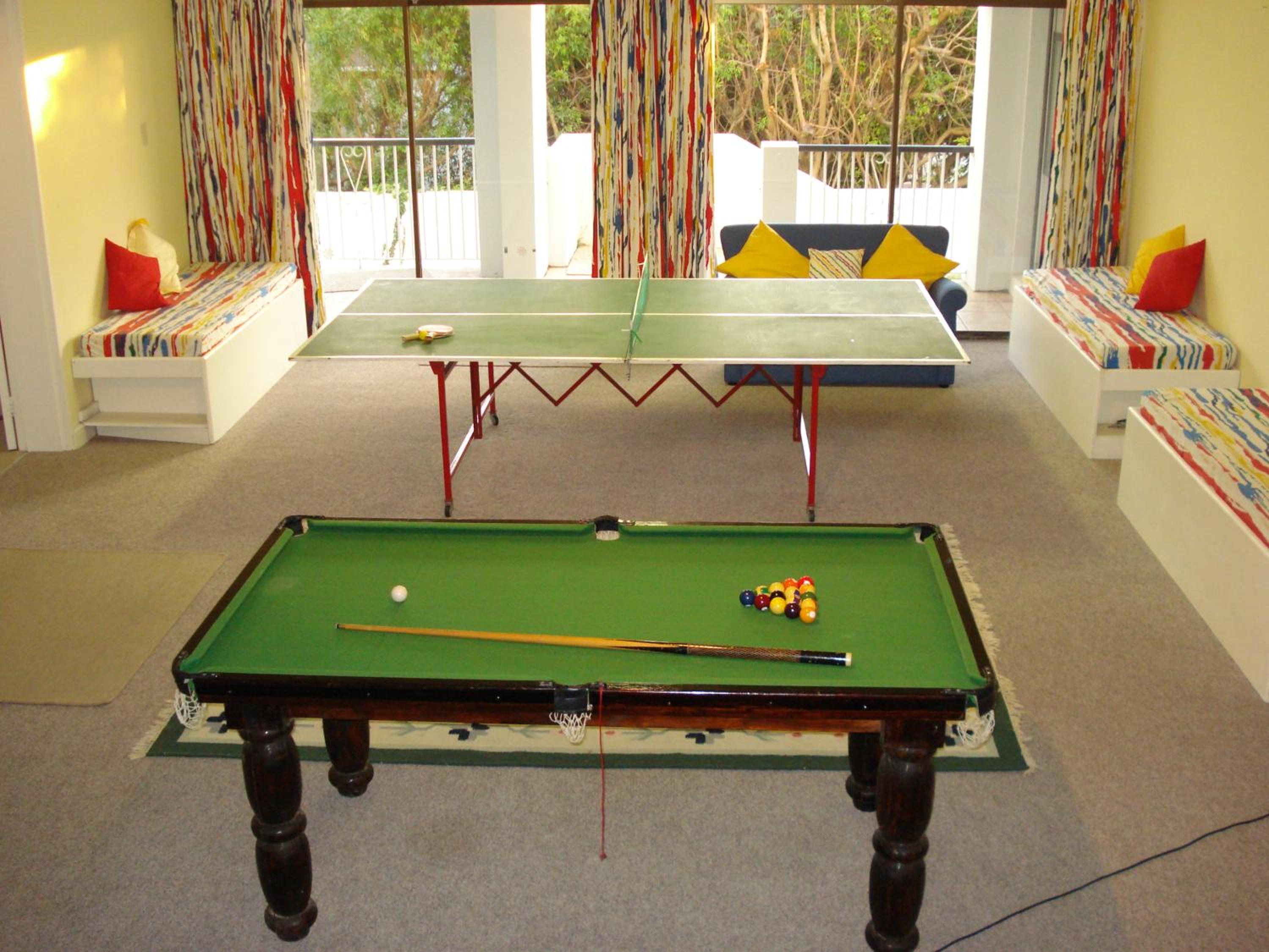 Five-Bedroom Holiday Home - Photo 4