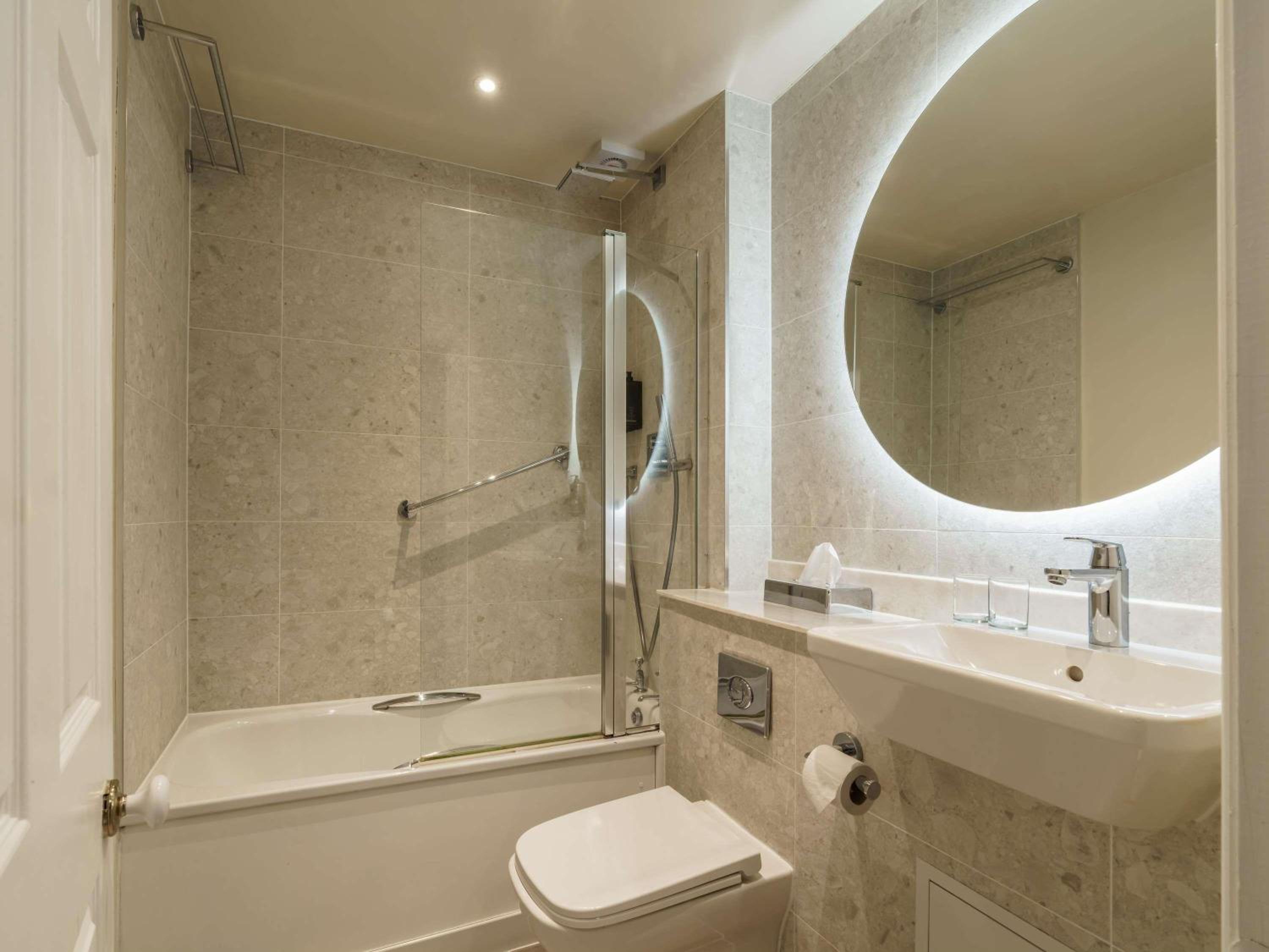 Standard Room with Two Zip Beds - Photo 6