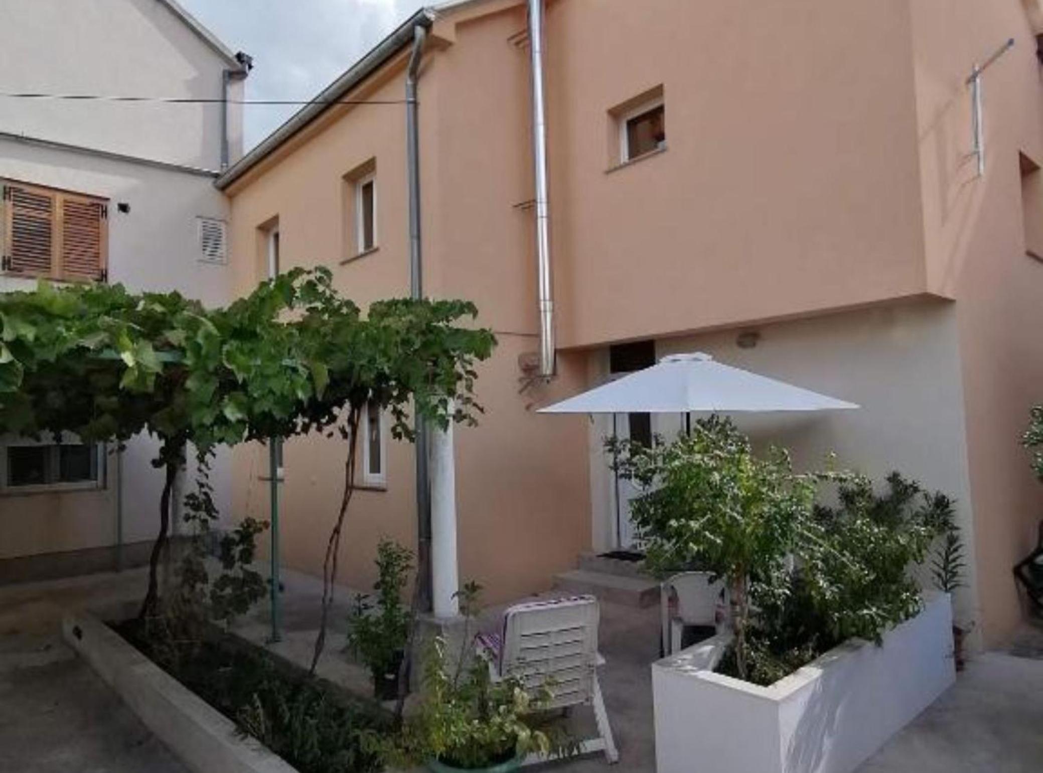 Two Bedroom Holiday Home with Terrace