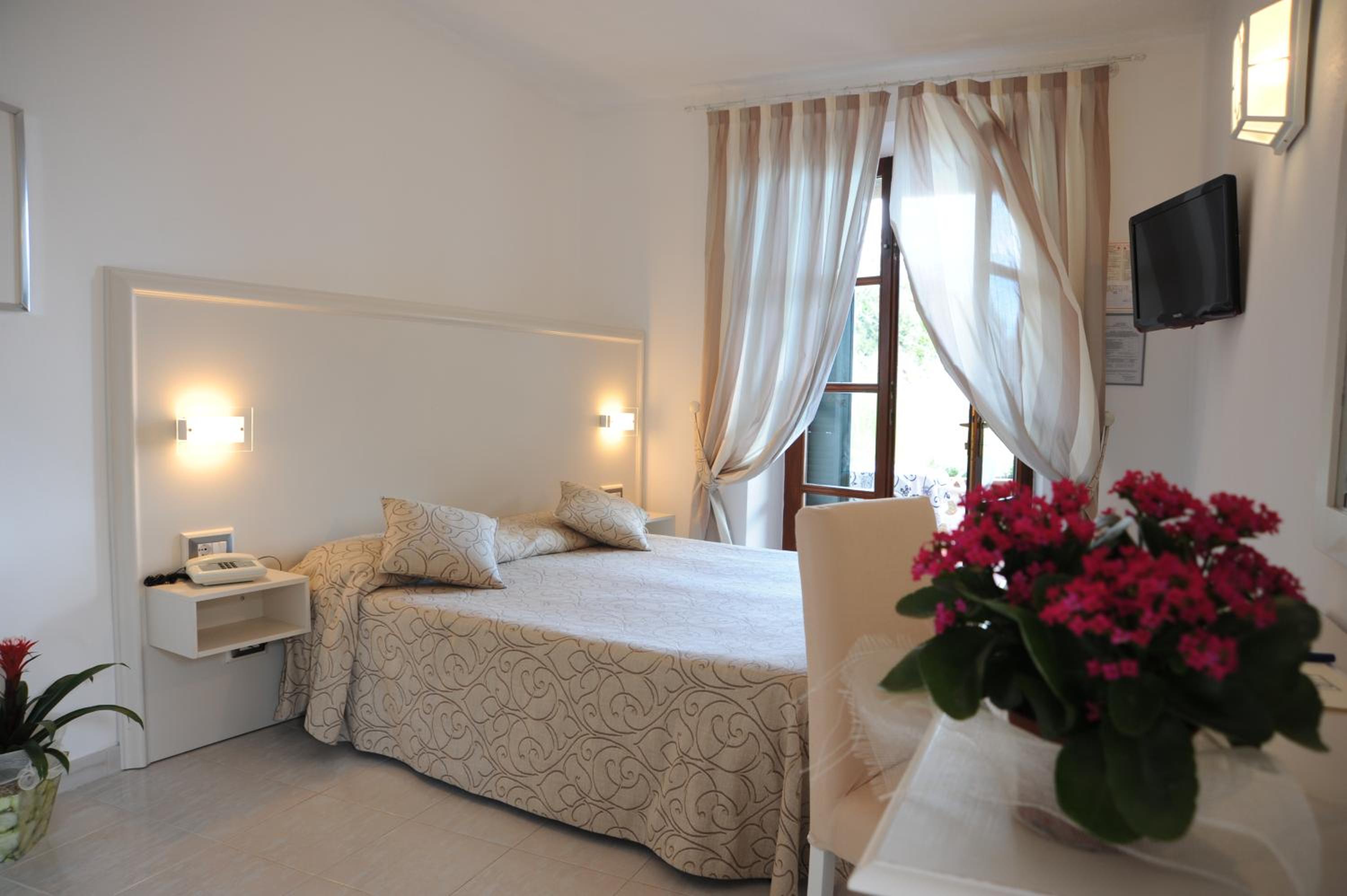 Double Room with Balcony and Sea View photo 1