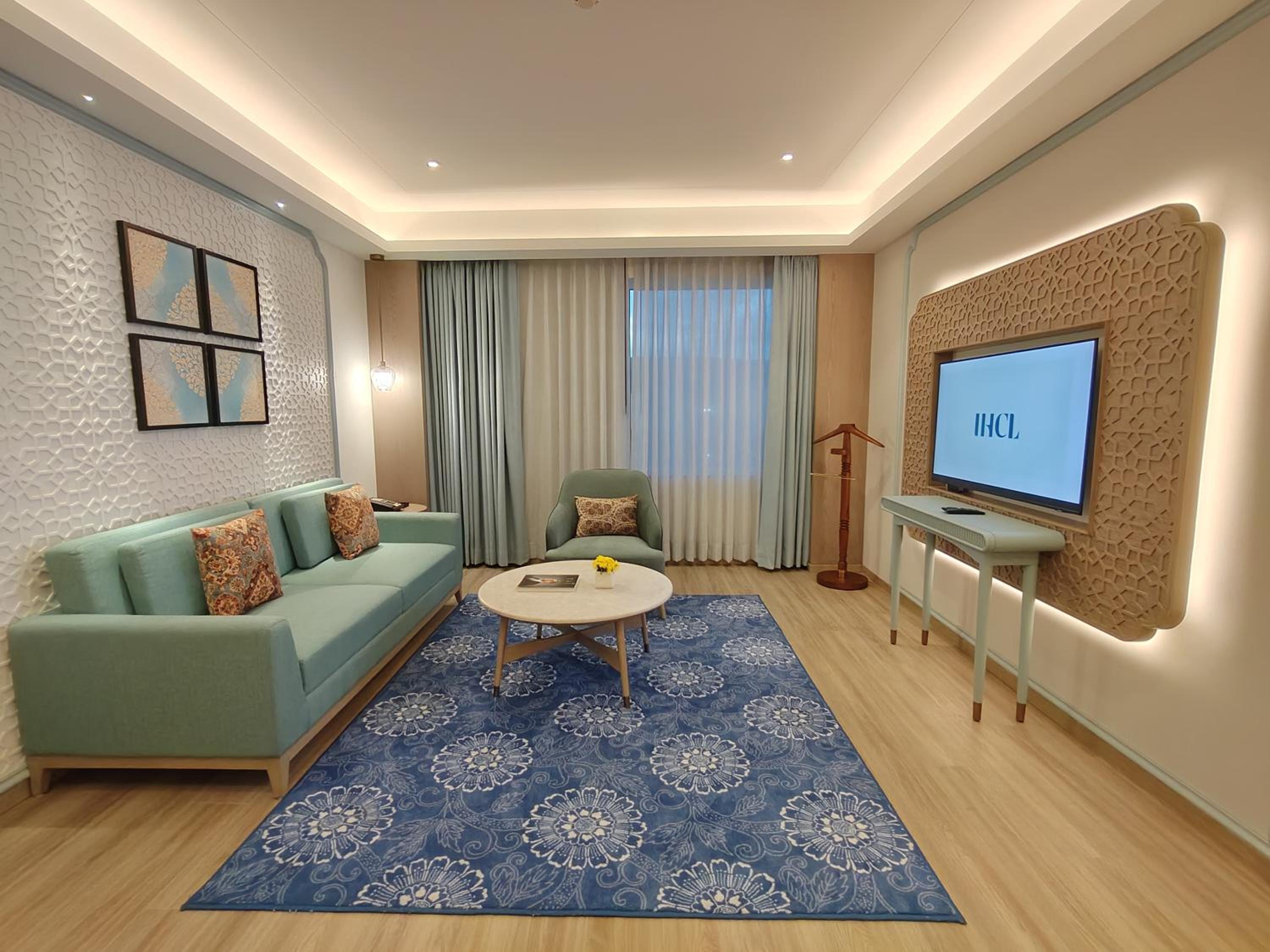 Premium Suite King Bed
