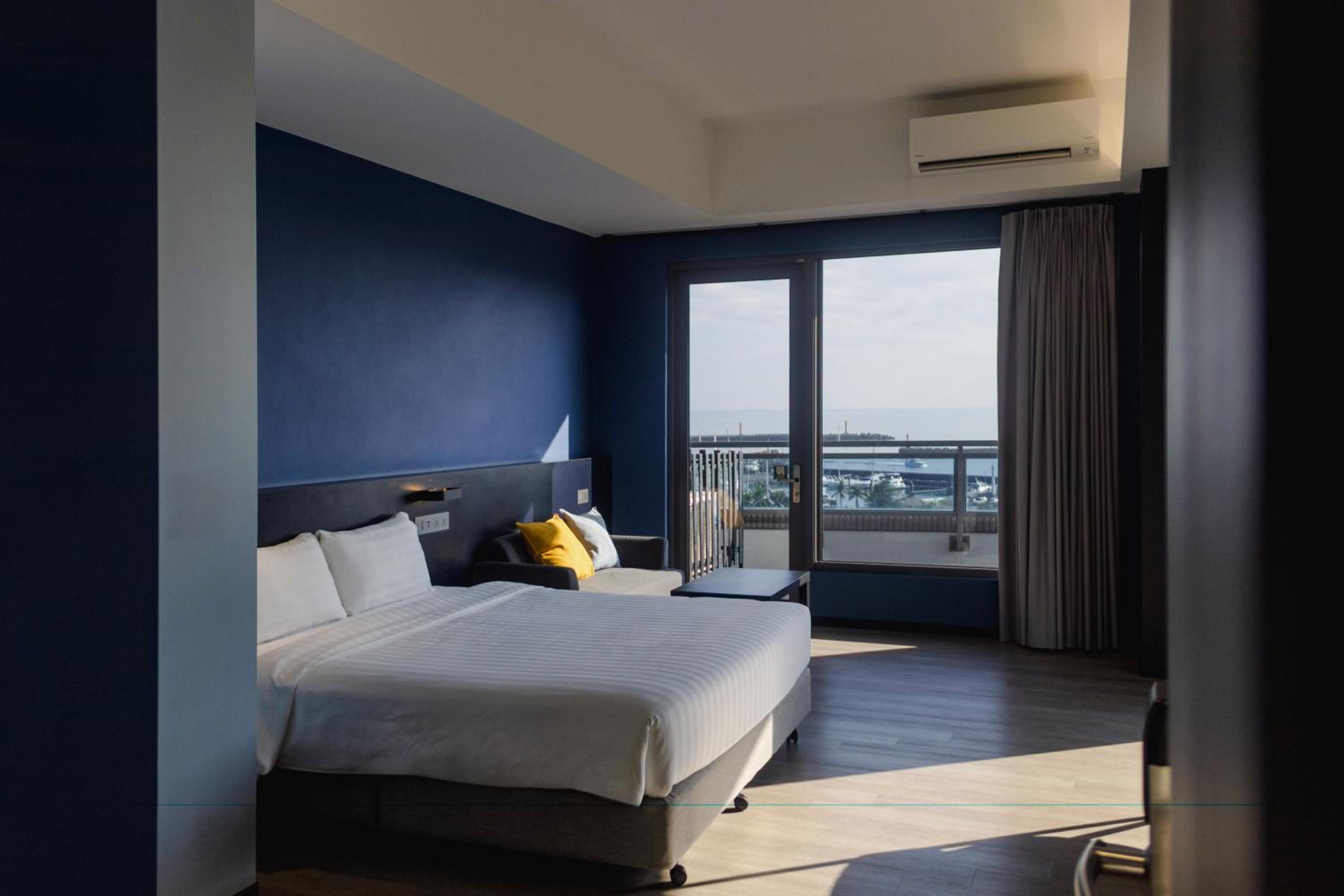King Room with Sea View photo 1