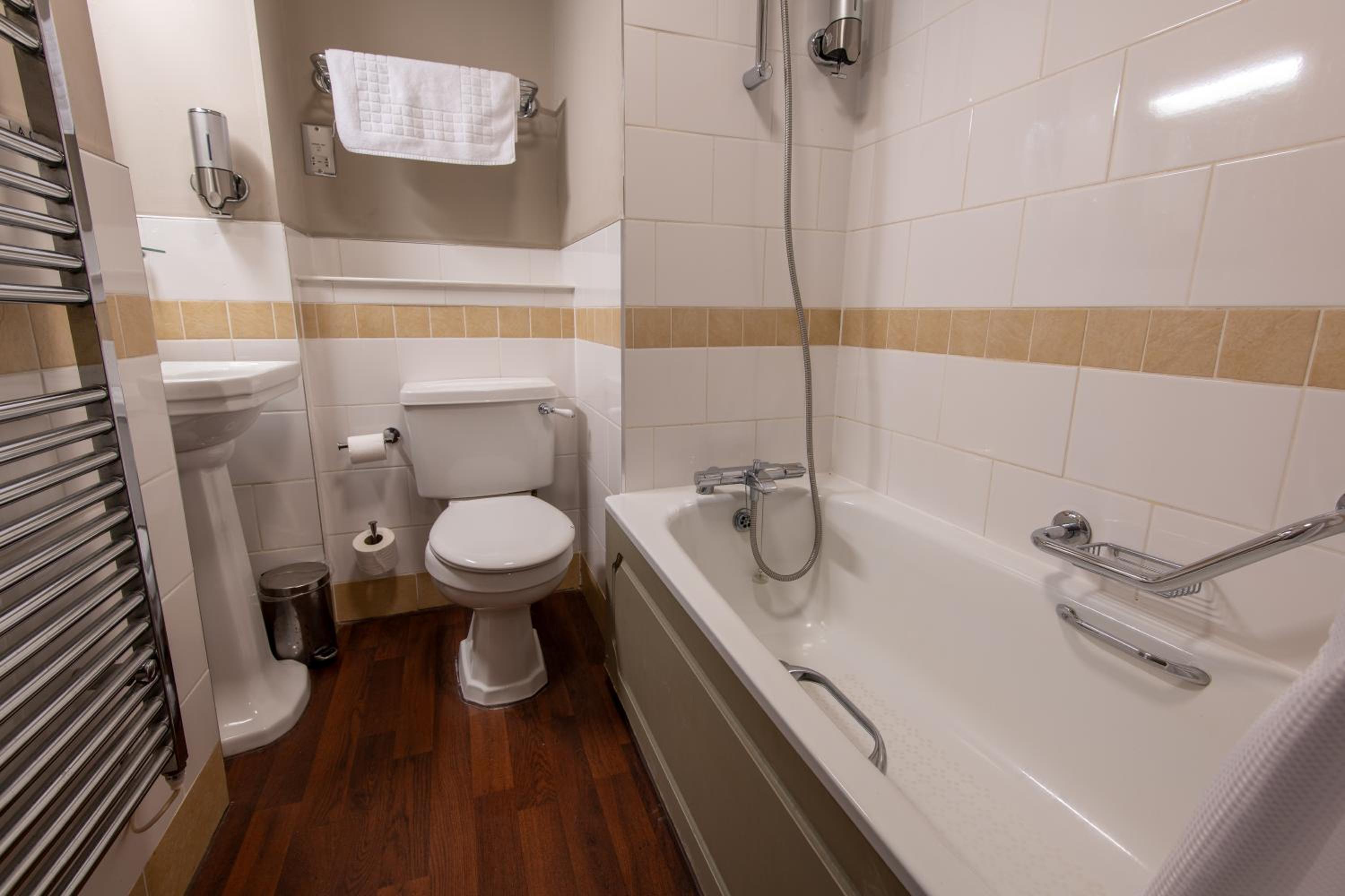 Deluxe Double Room with Bath photo 1