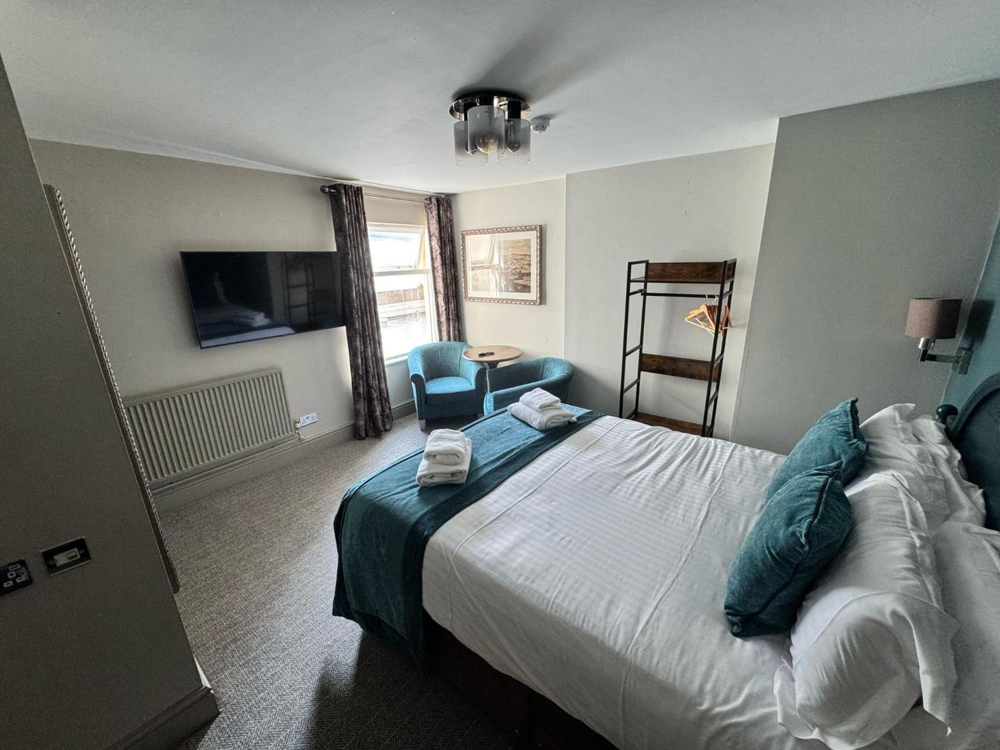 Deluxe Double Room with Bath