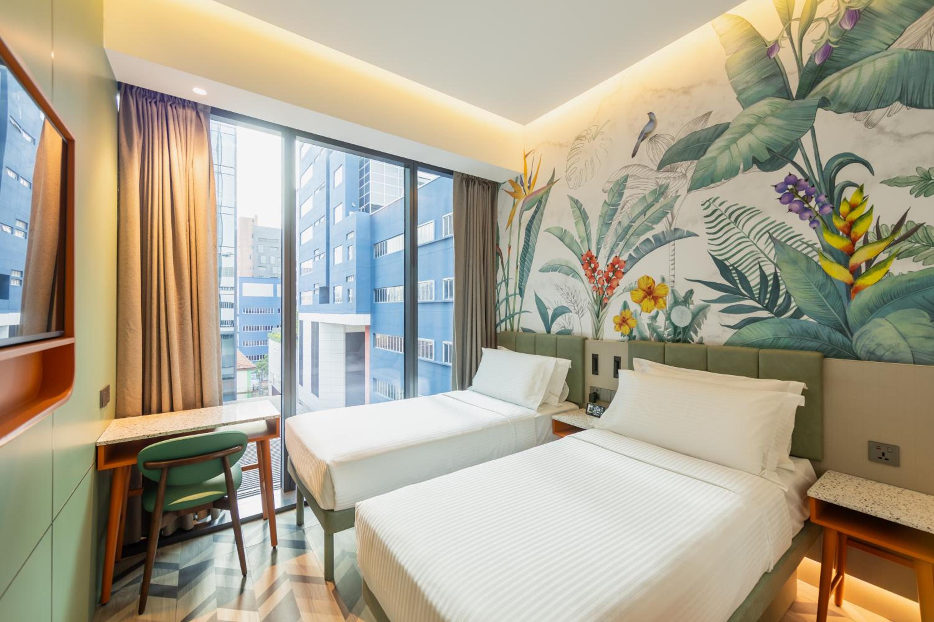 Deluxe Room with 2 Single Beds