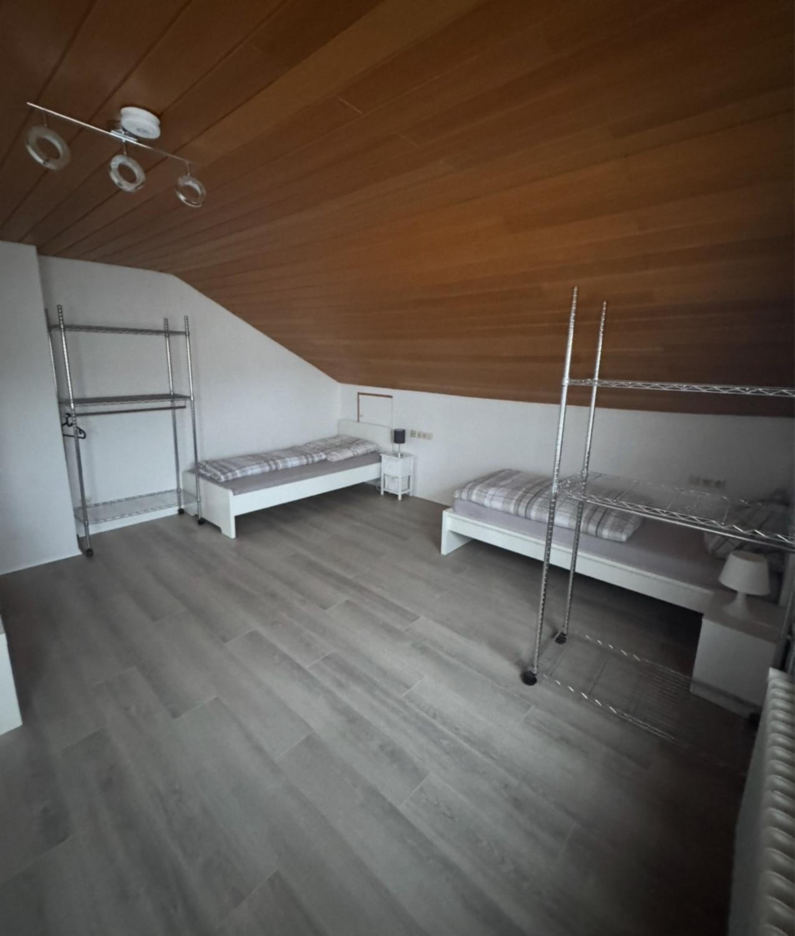 Basic Triple Room photo 1