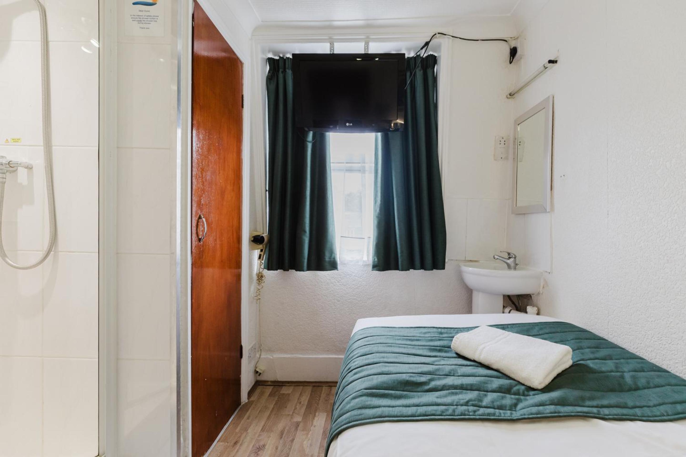 Standard Single Room photo 3