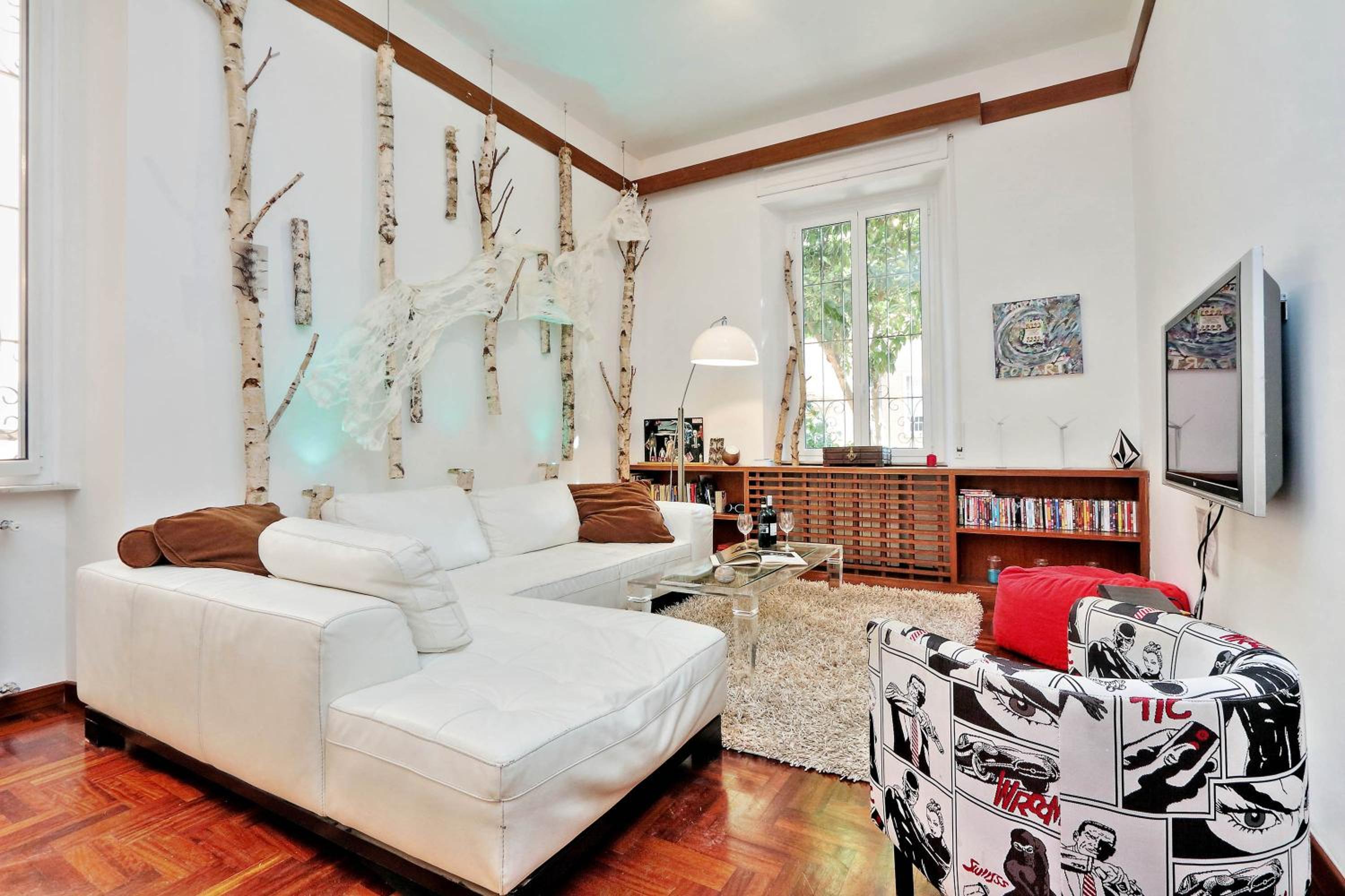 Deluxe Apartment
