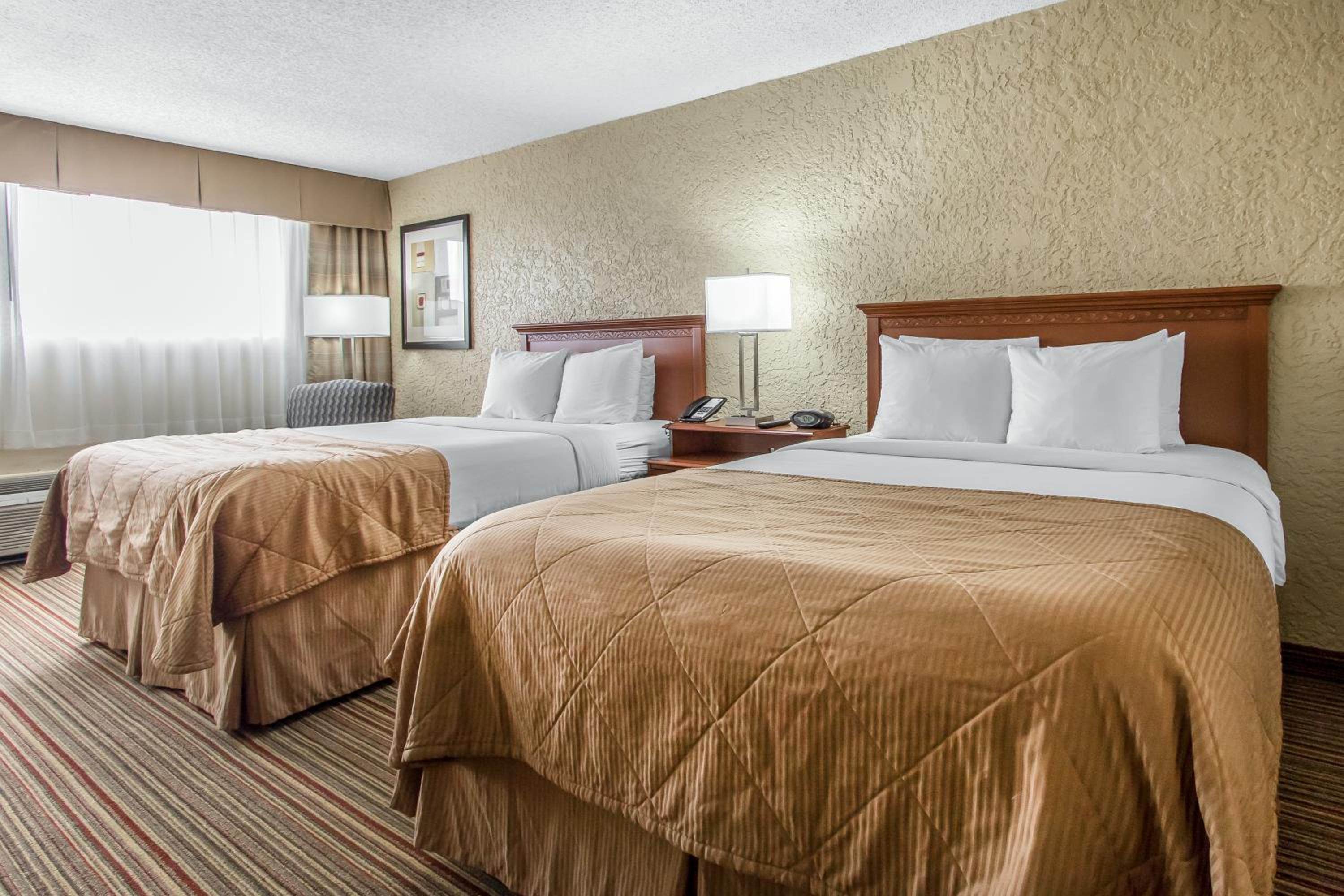 Double Room with Two Double Beds - Non-Smoking