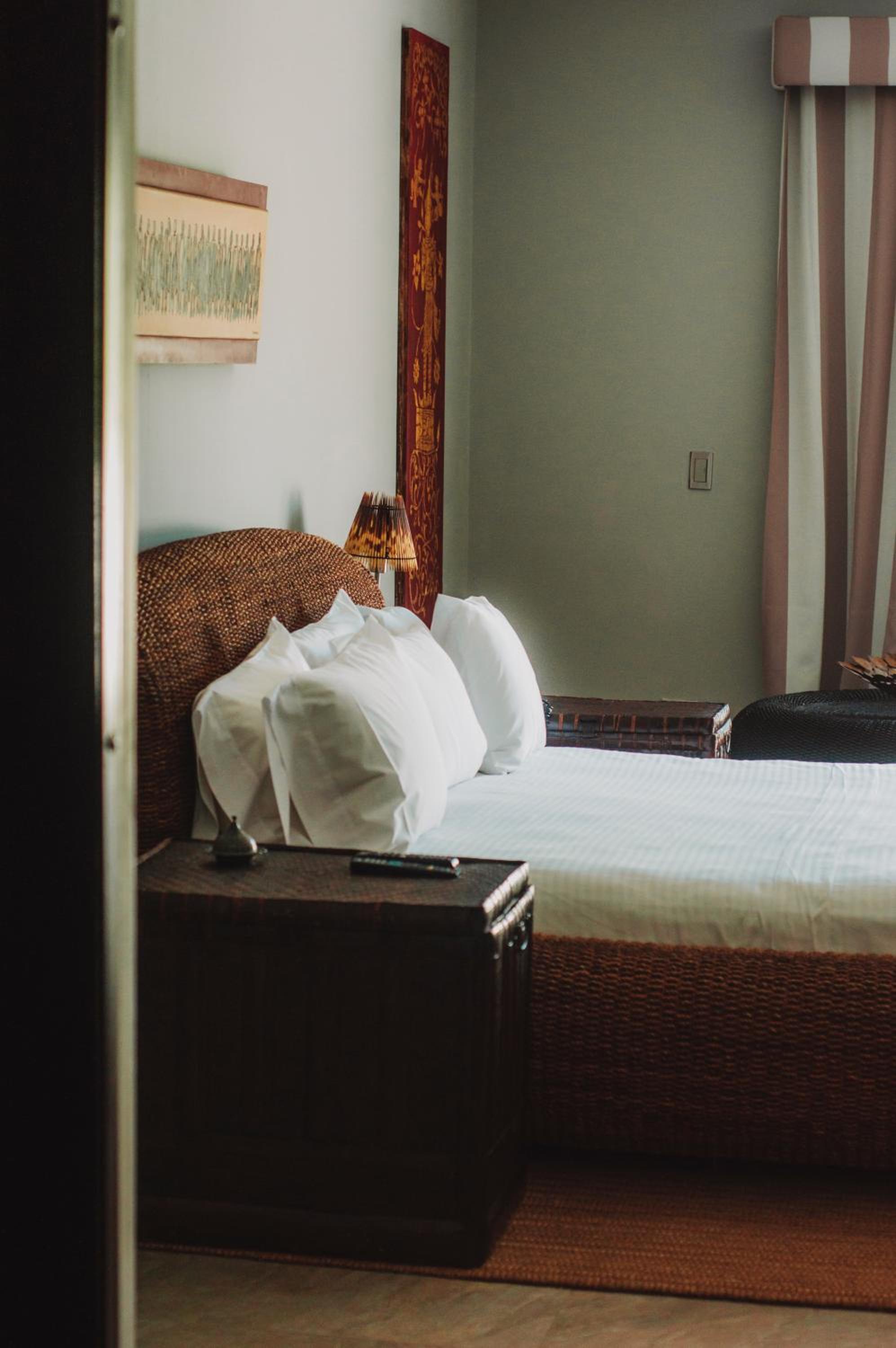 Deluxe King Room photo 2