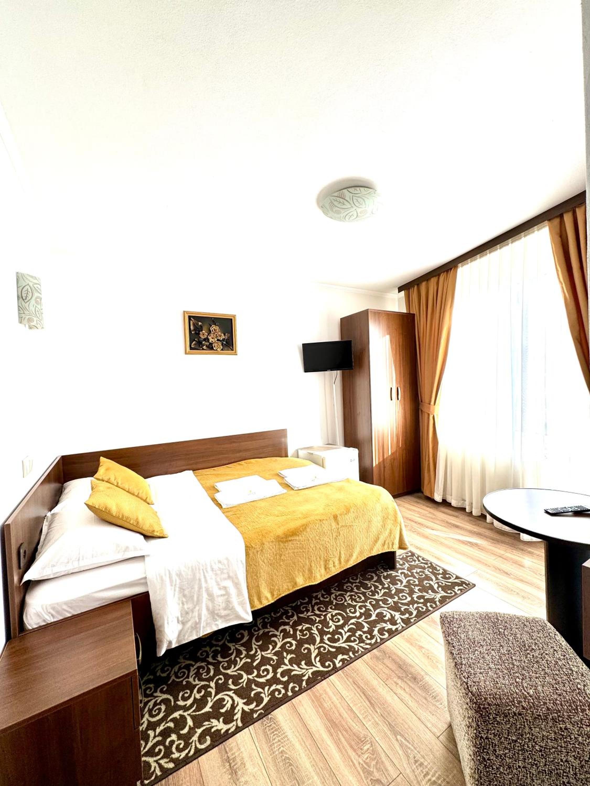 Economy Double Room