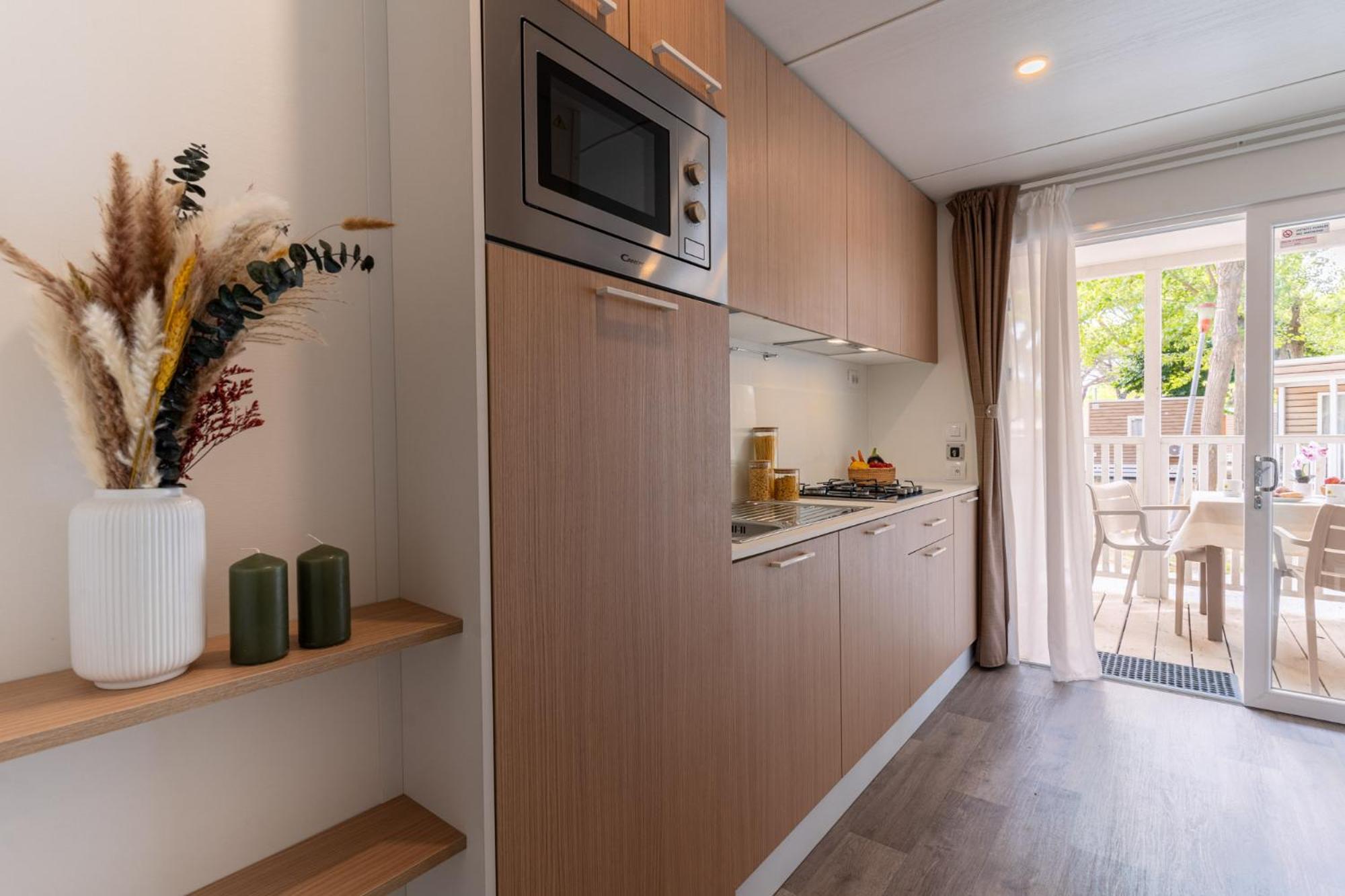 Comfort Mobile Home Large