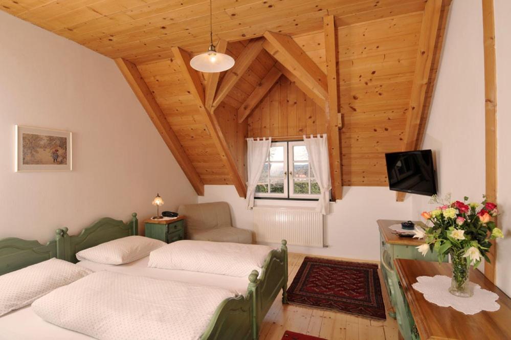 Double or Twin Room - Photo 10