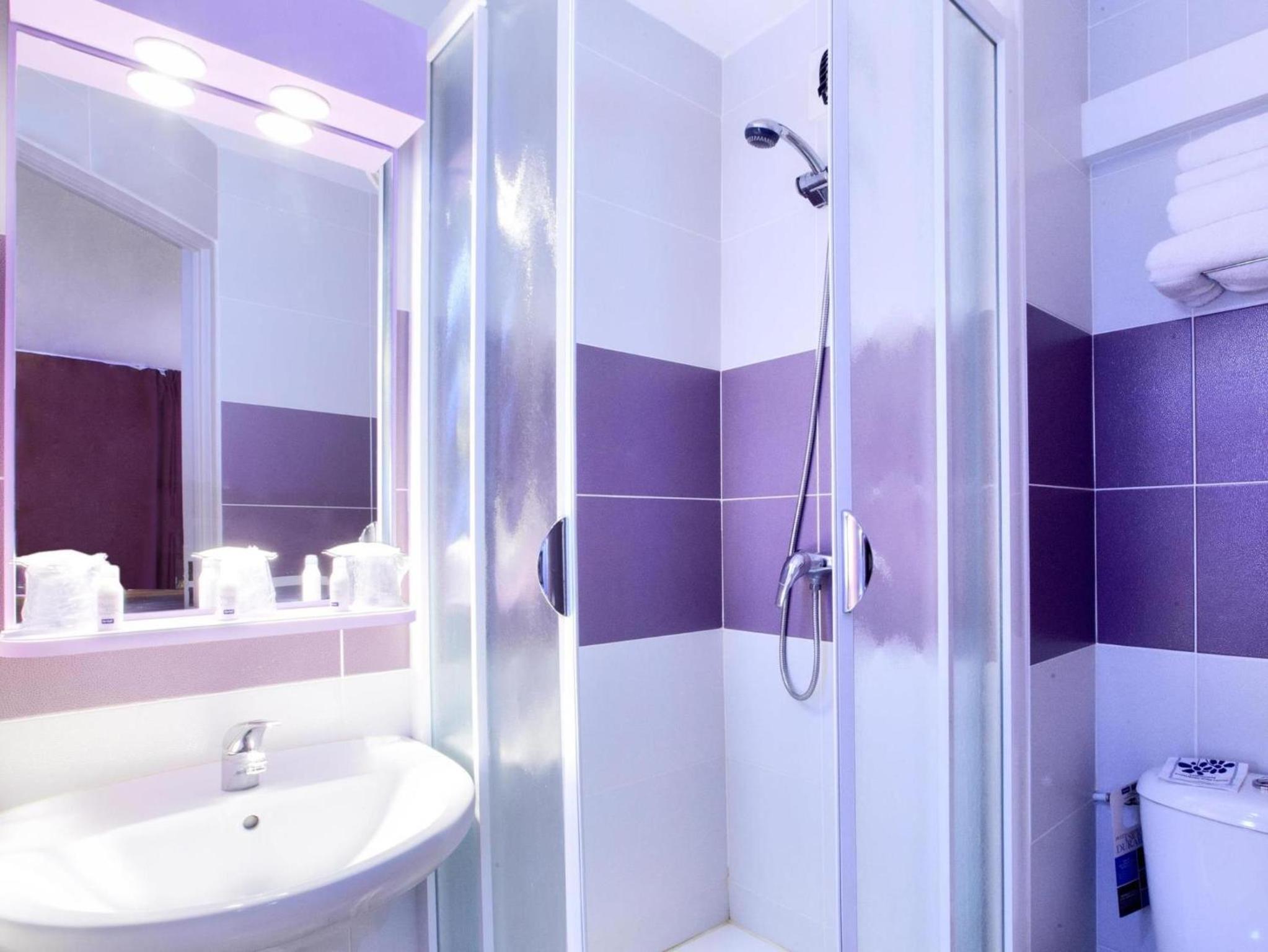 Twin Room - Photo 1