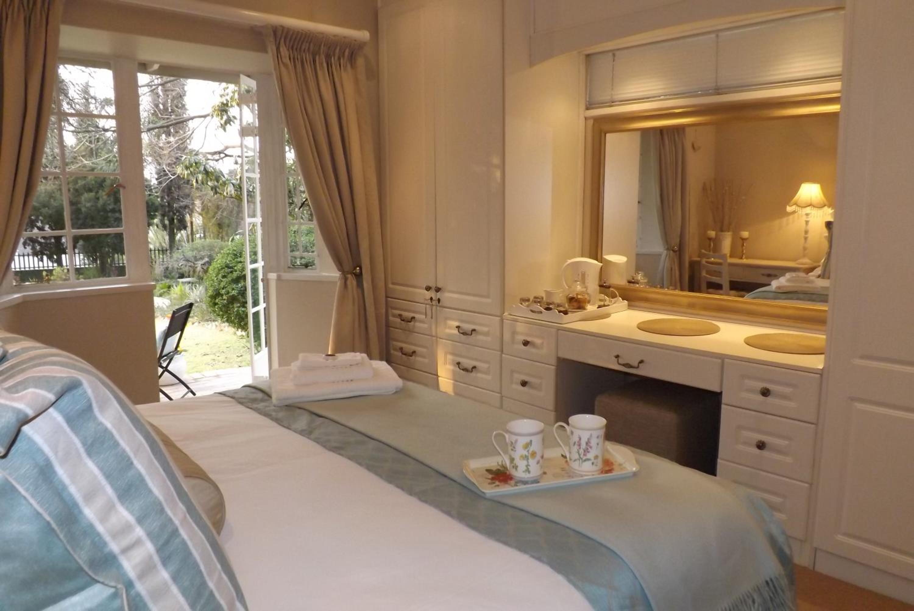 Luxurious Suite with Bath en suite