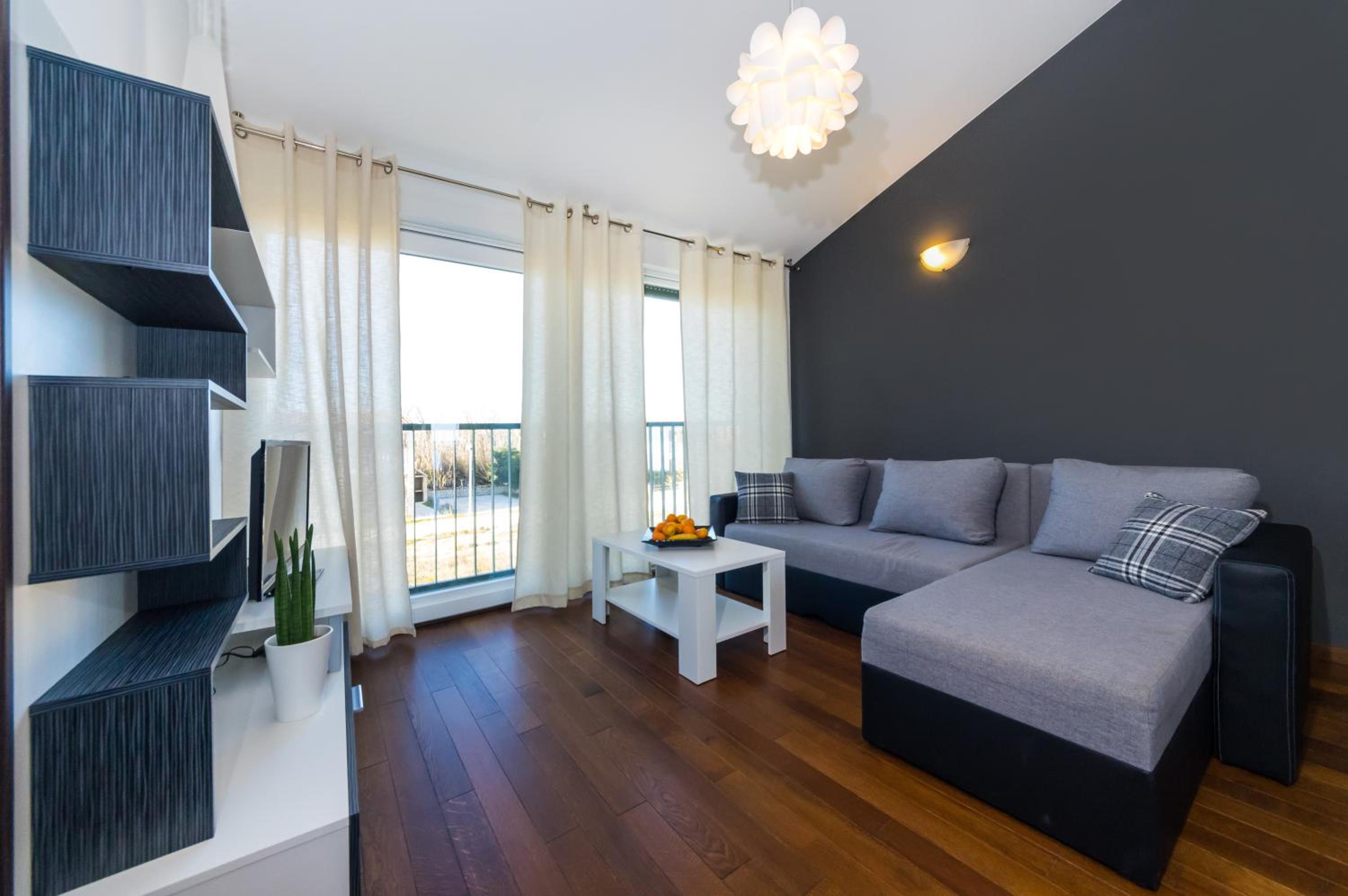Standard Two-Bedroom Apartment with Balcony & Sea View photo 3