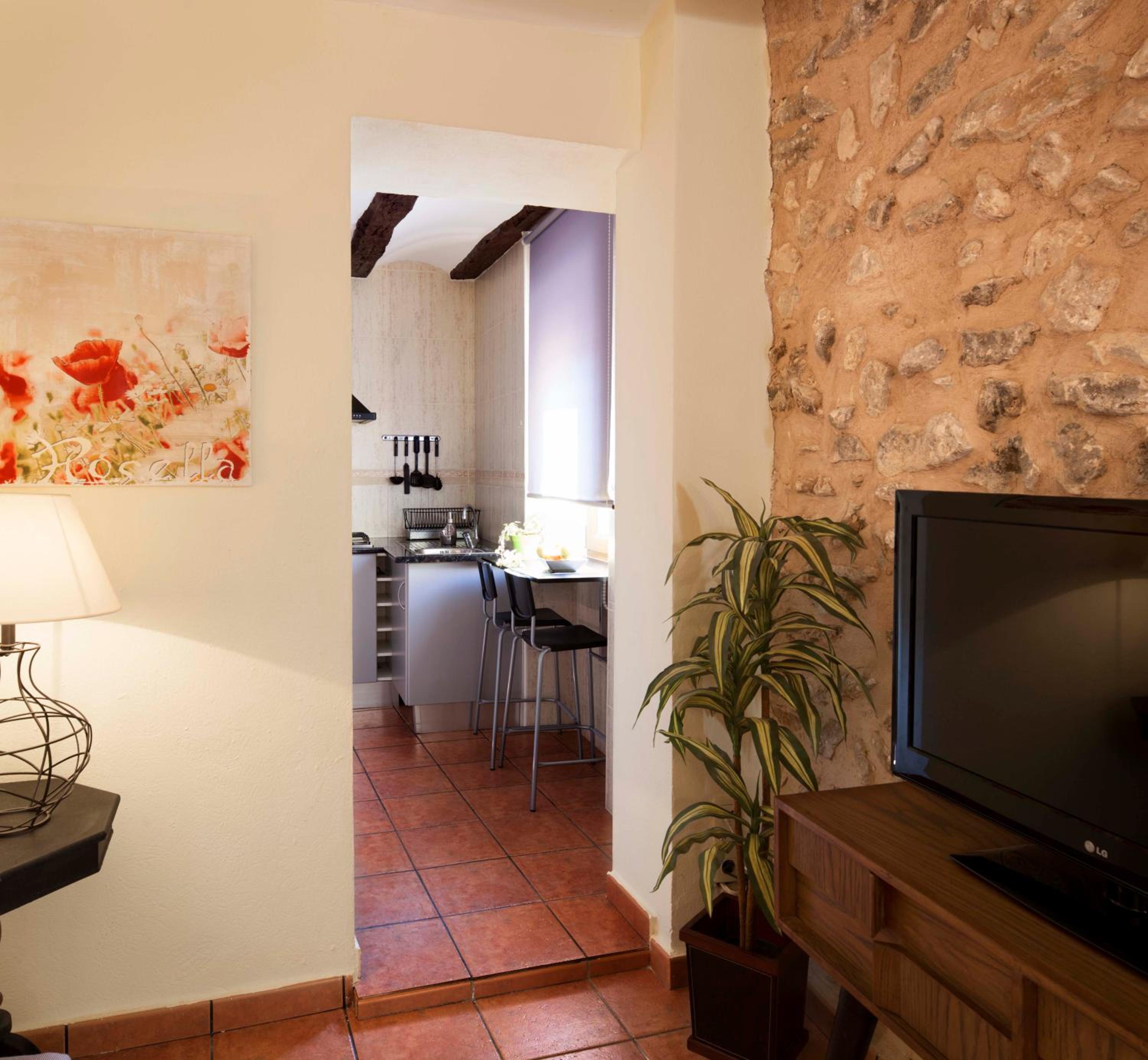 Apartment - Photo 2