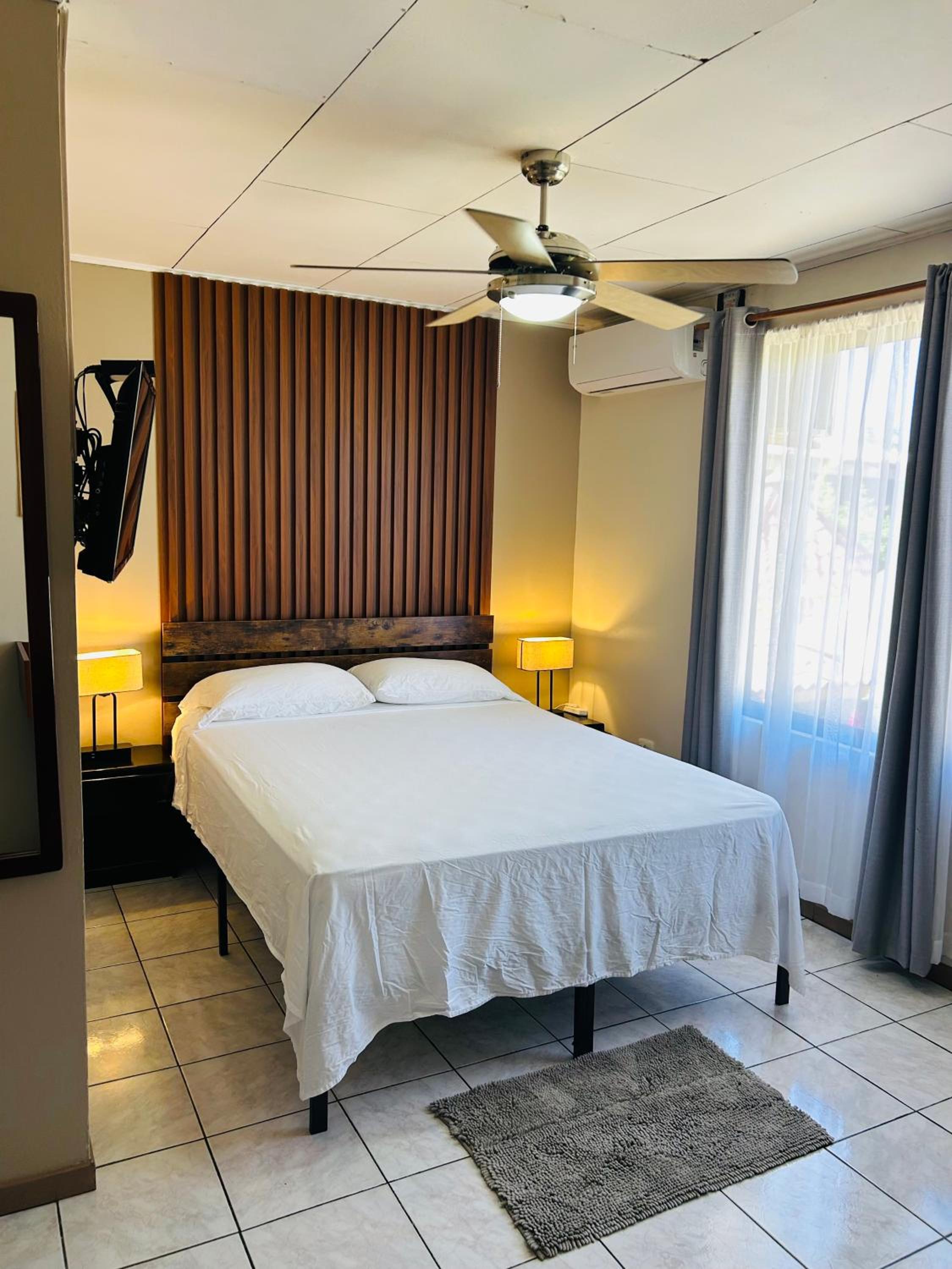 Triple Room with Private Bathroom photo 1