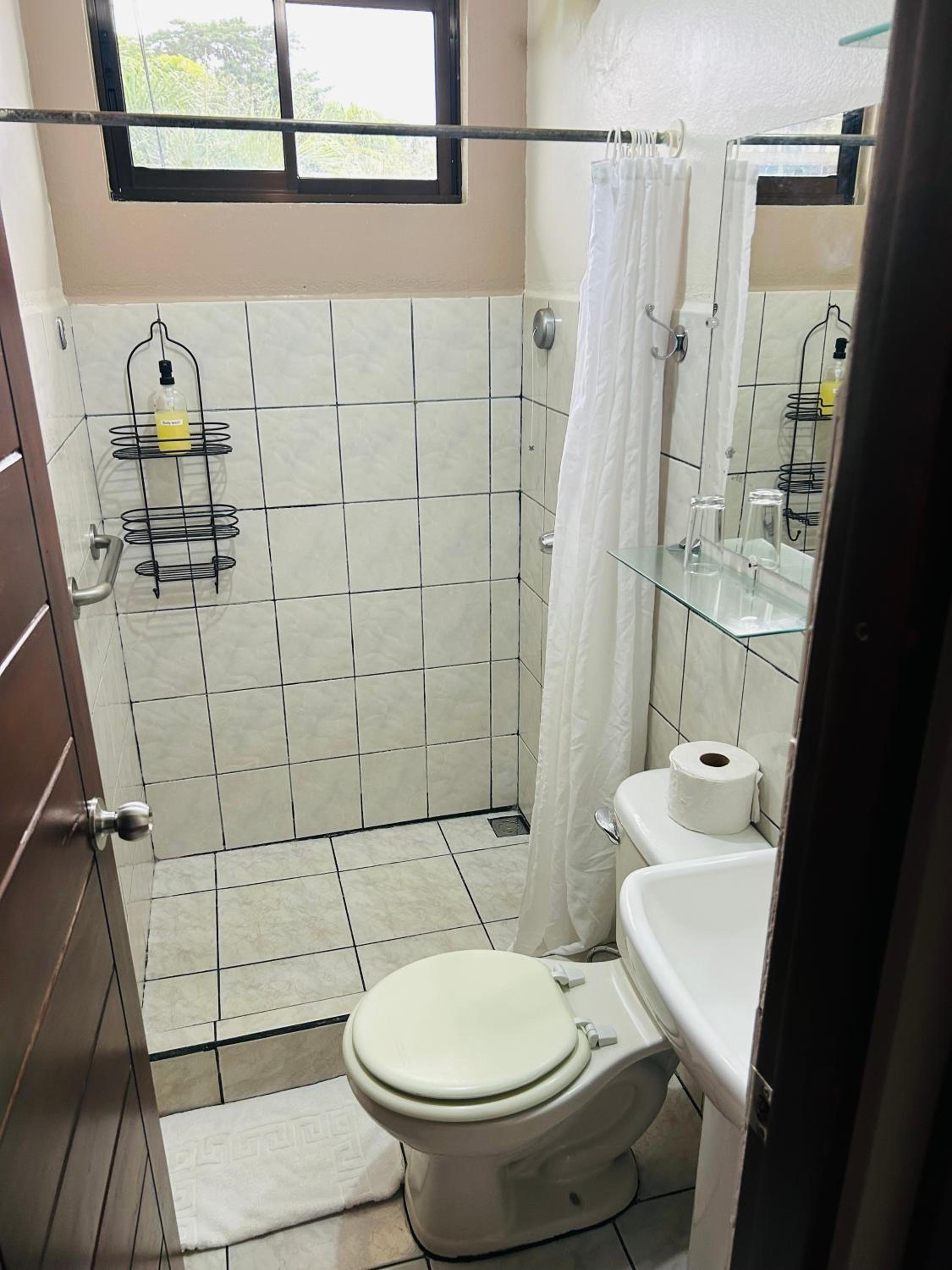 Triple Room with Private Bathroom photo 3