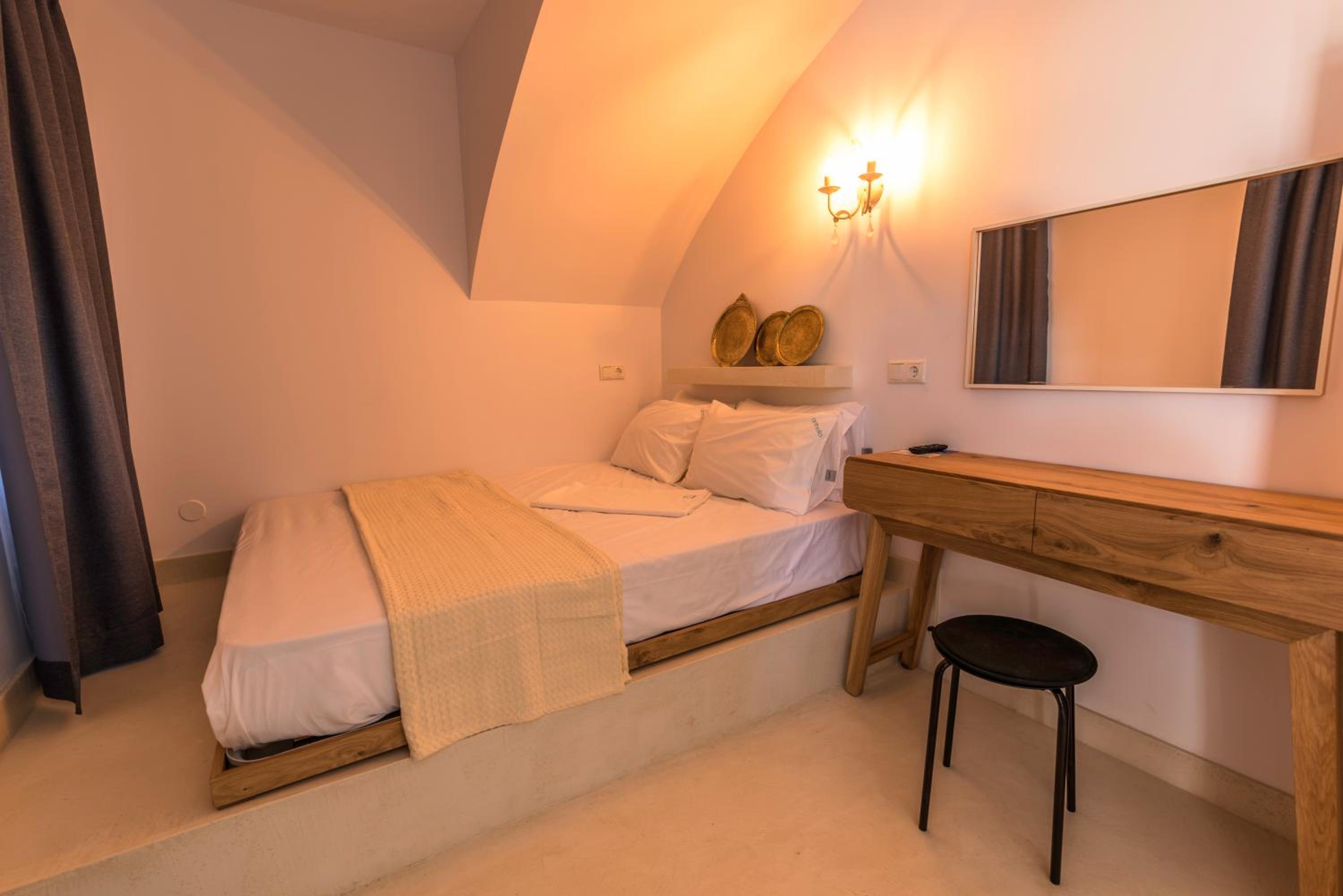 Apartment - Split Level