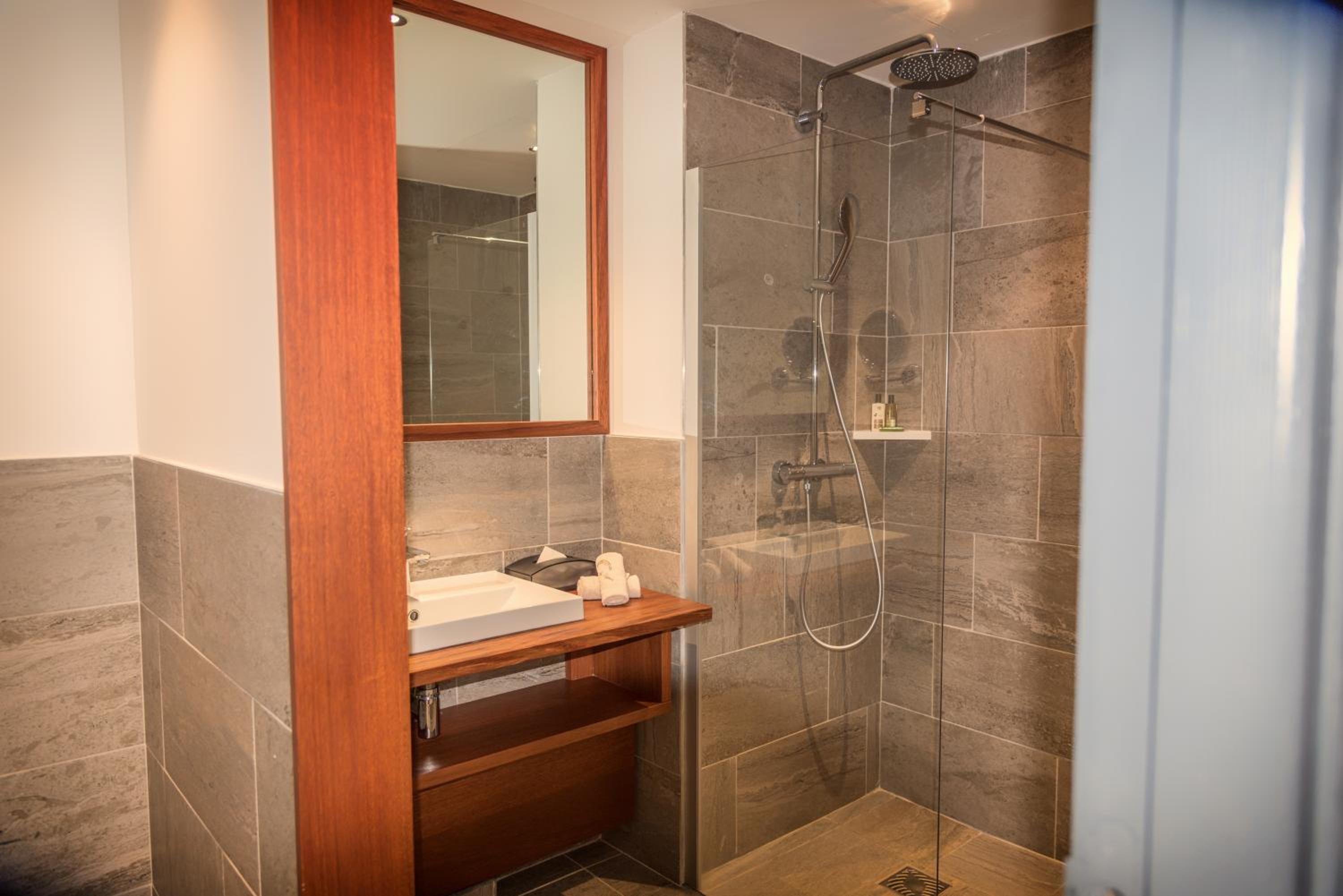 Luxury Triple Room photo 2