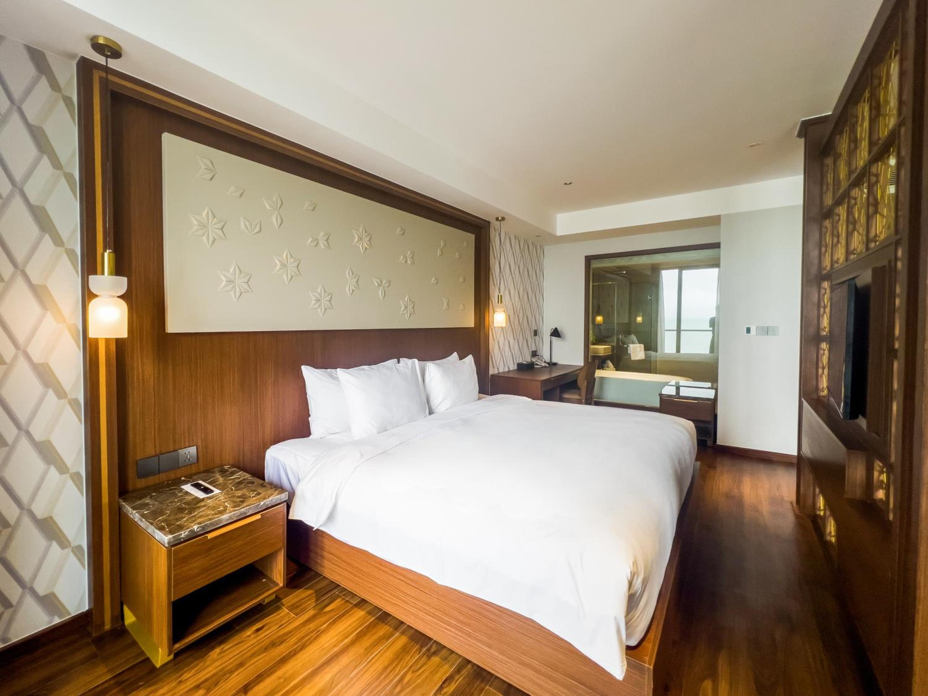 Suite with Sea View