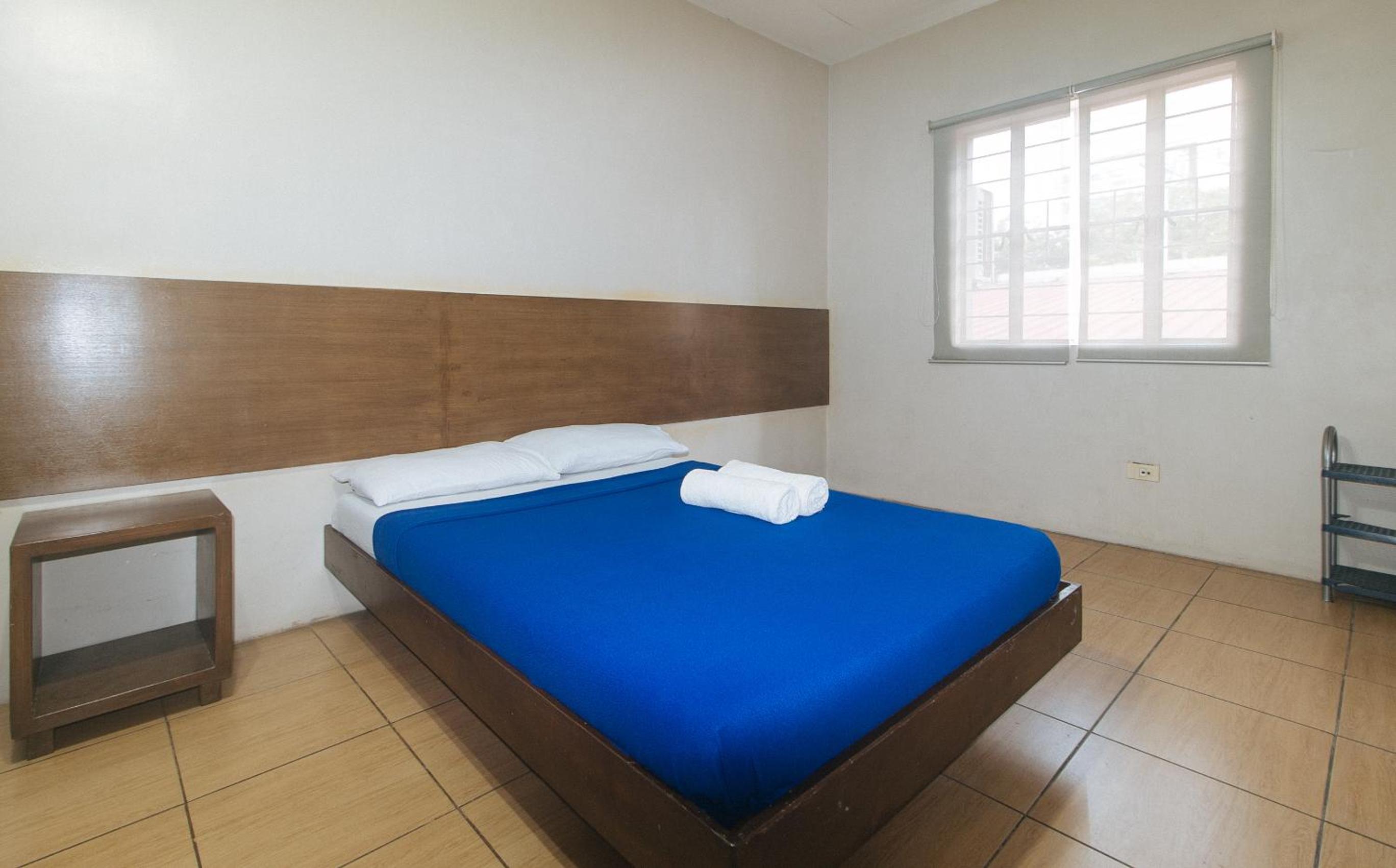 Quadruple Room with Shared Bathroom