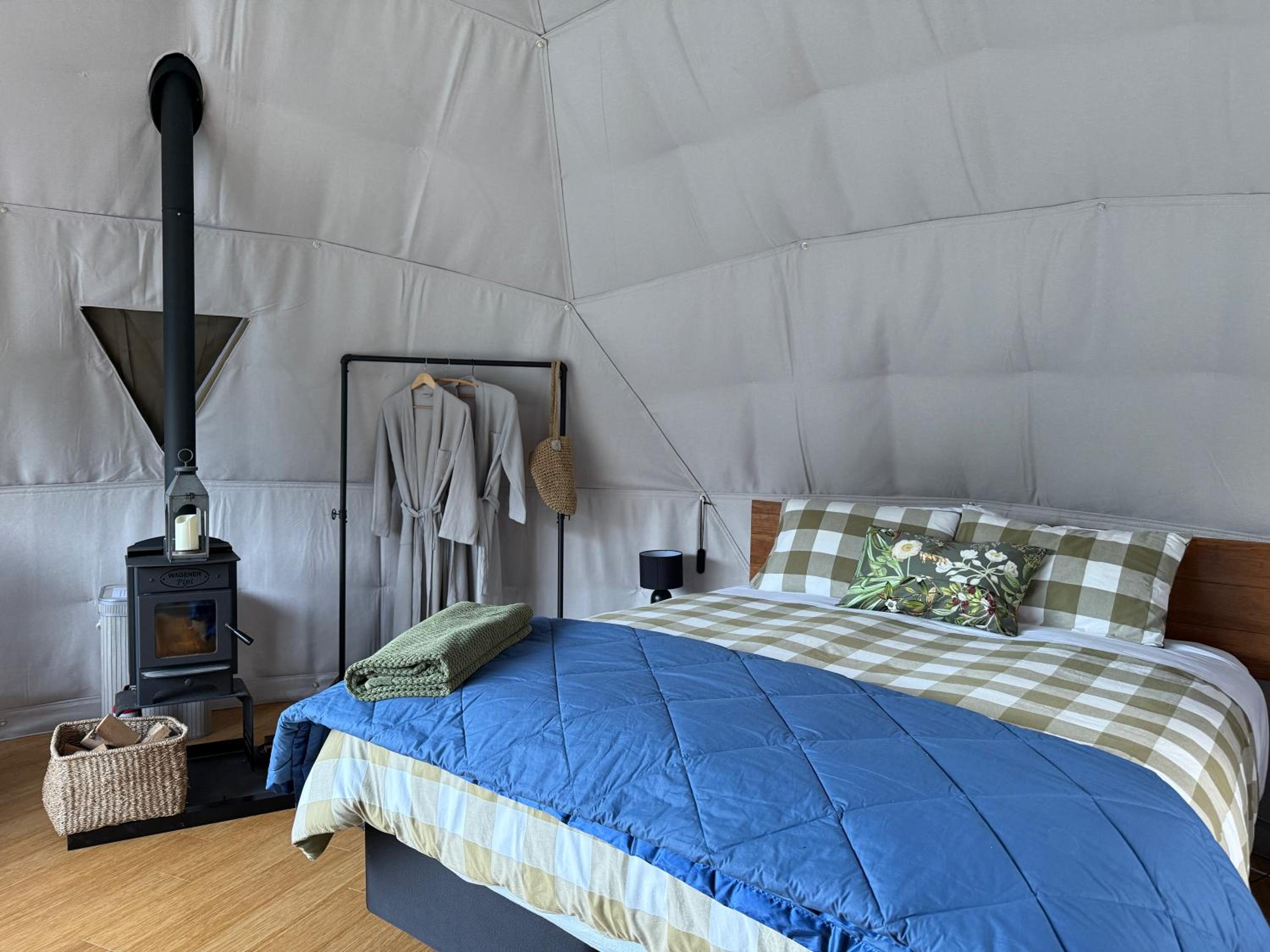 Tent photo 1