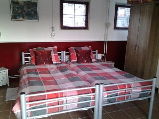 Apartment - Ground Floor photo 2