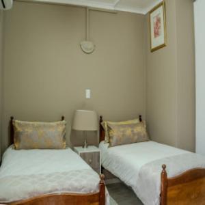 Apartment with Pool View  - Photo 8