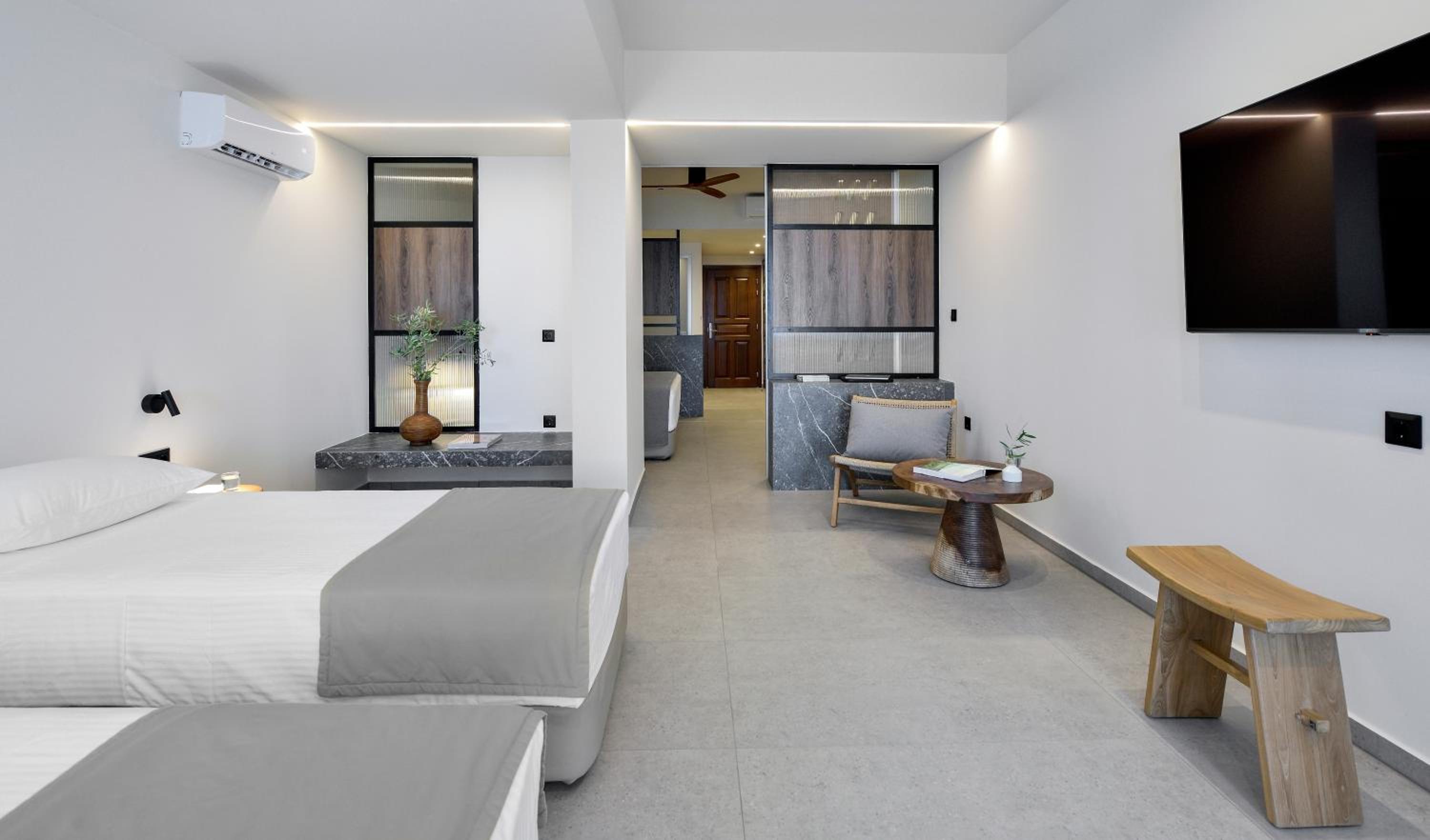 Deluxe Family Room with Sea View