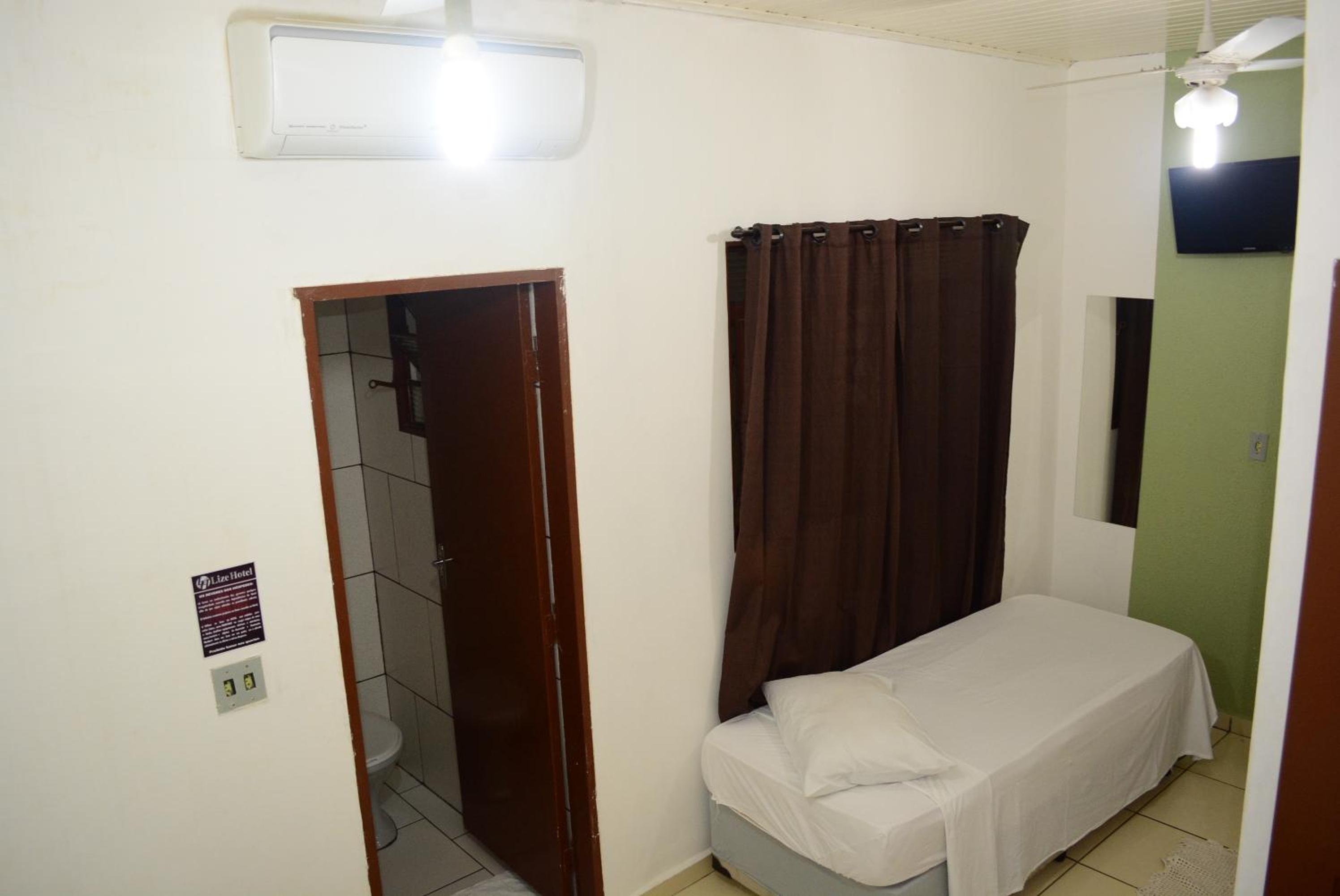 Basic Triple Room photo 3