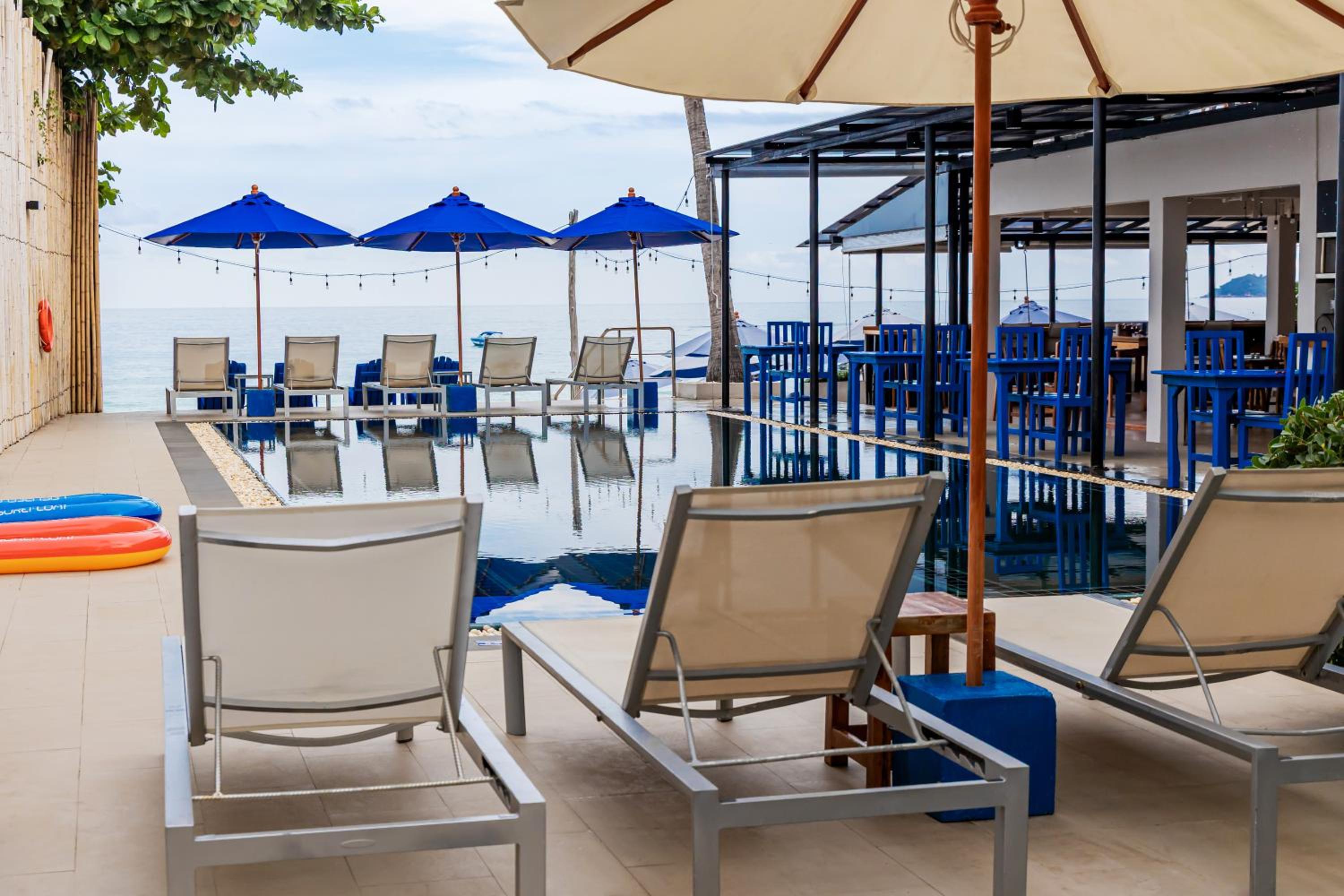 Suite with Pool View photo 3