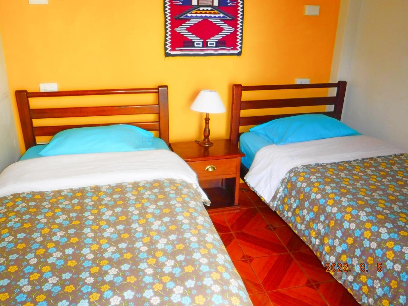 Twin Room with Private Bathroom photo 2