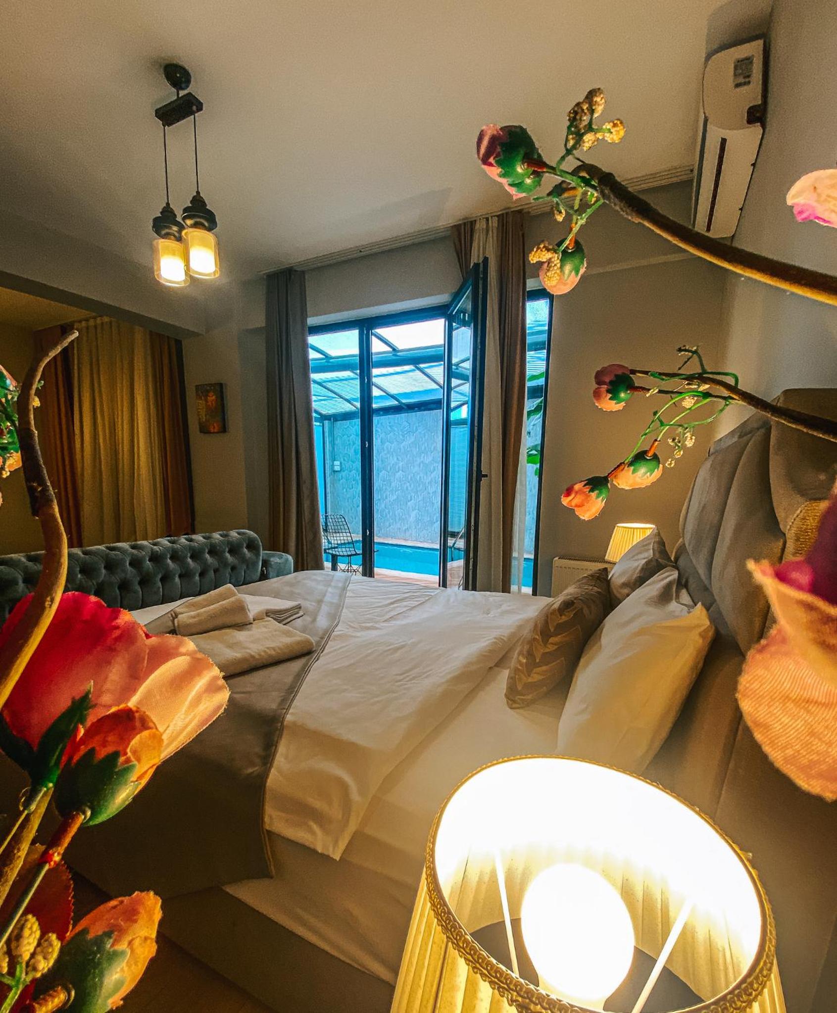Deluxe Suite - Photo 1
