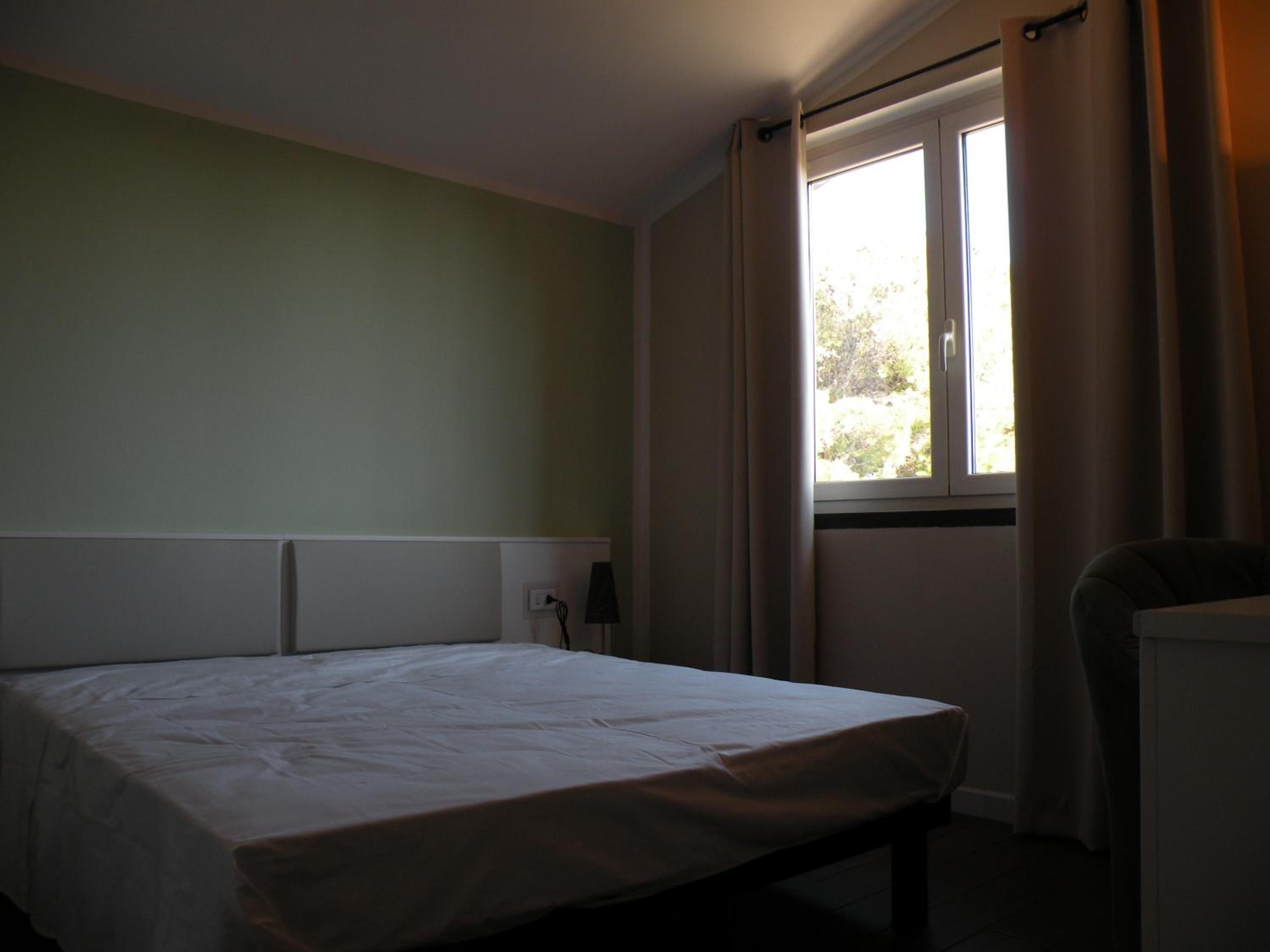 Large Double Room photo 2