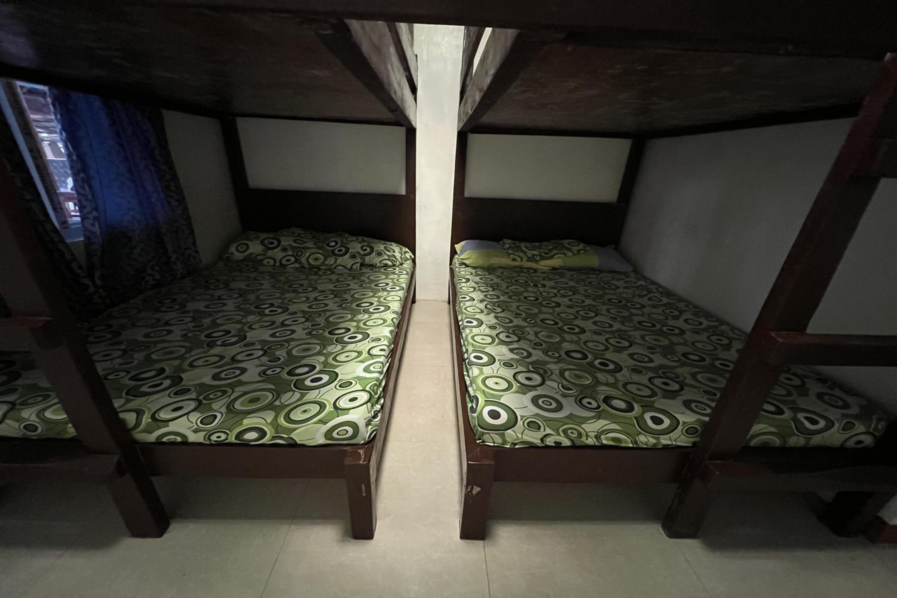 Family Room - Photo 17